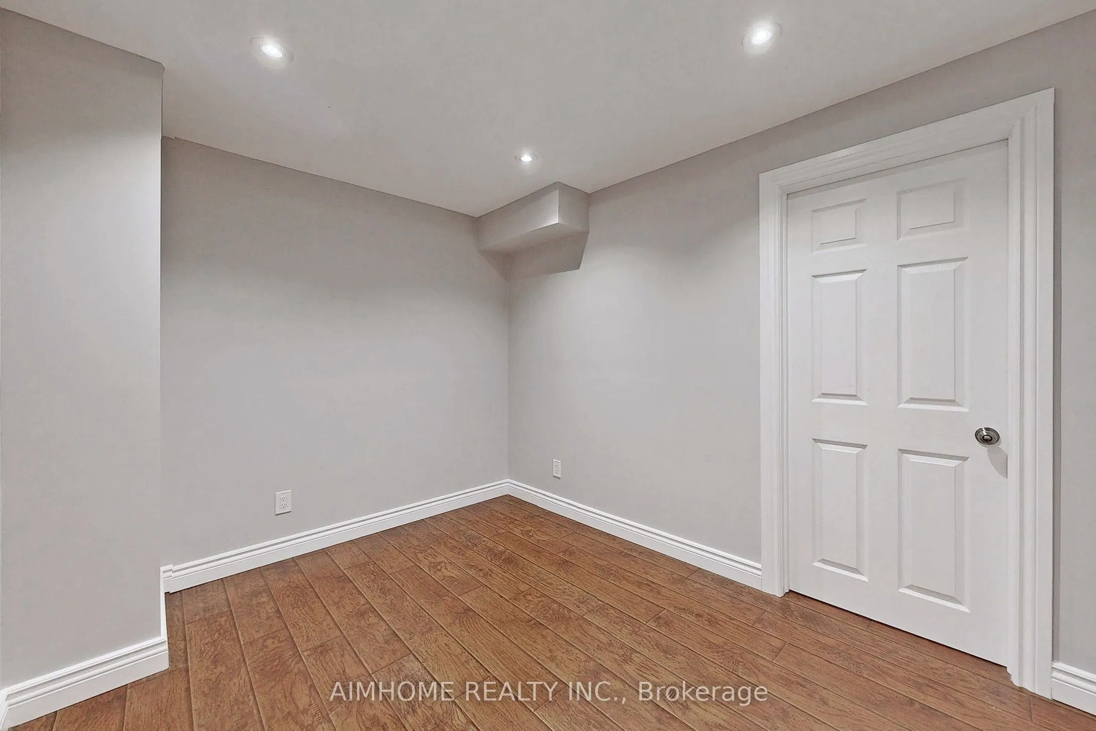 399 Flanagan Court