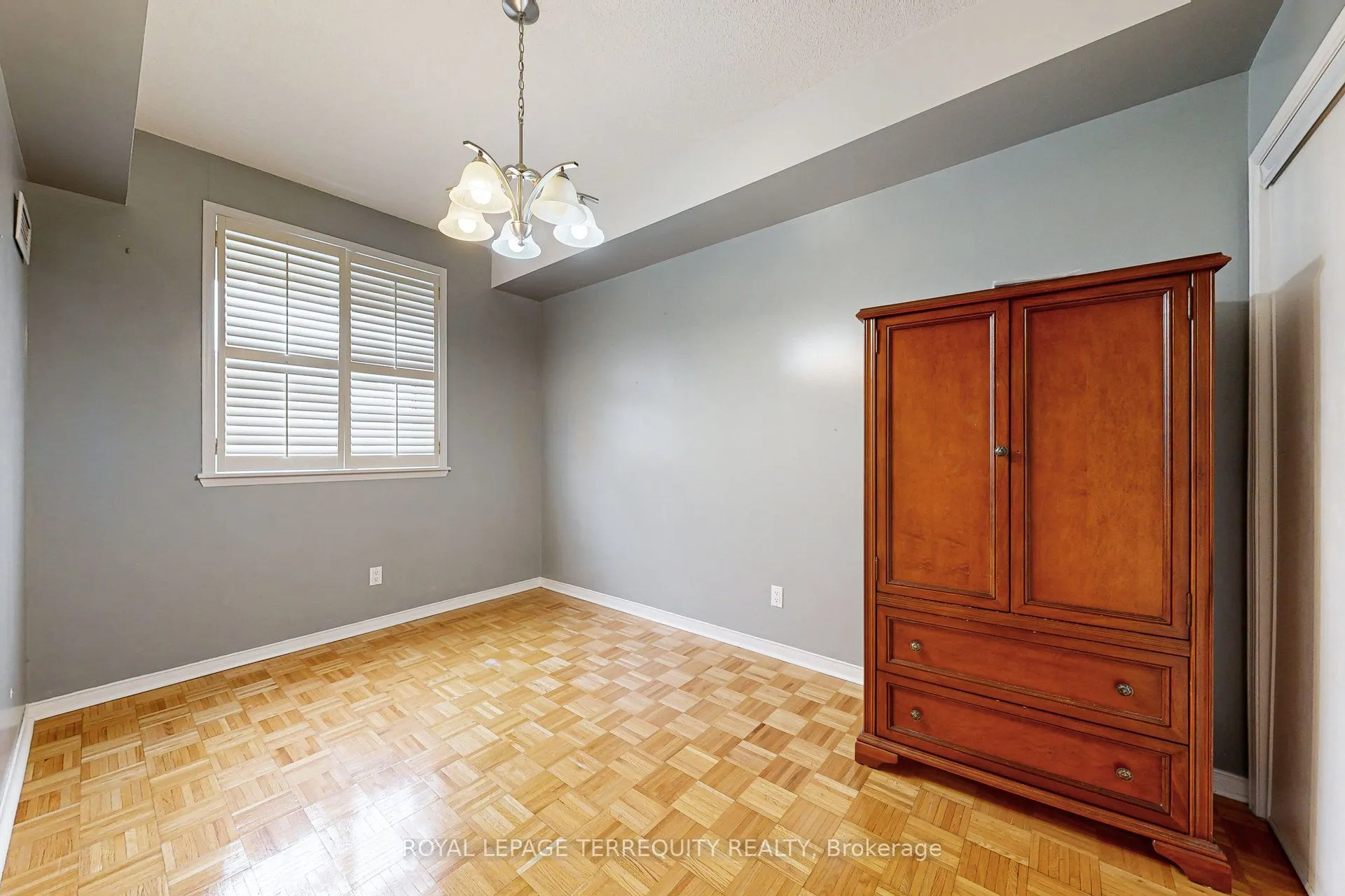 7373 Martin Grove Road, #615