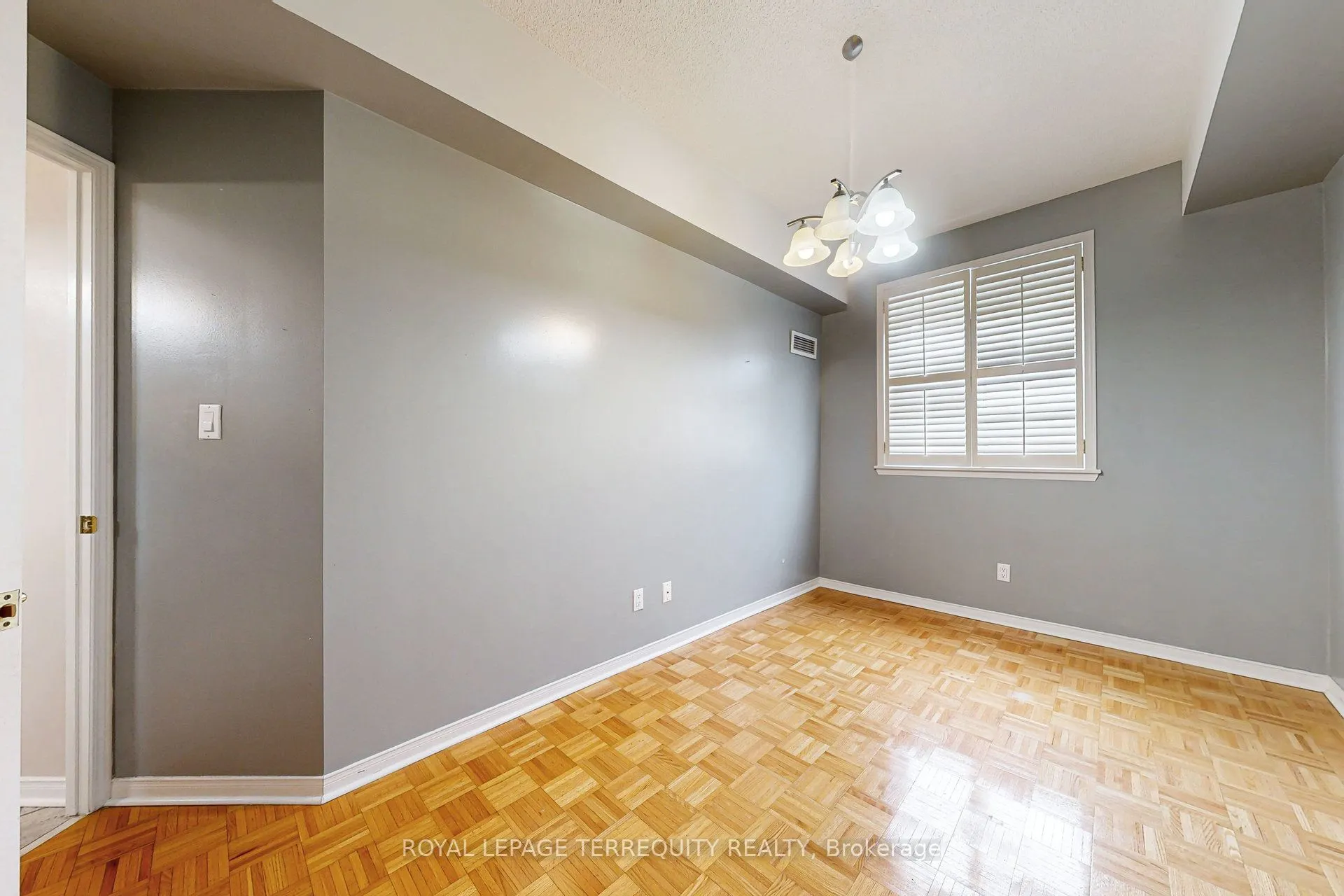 7373 Martin Grove Road, #615
