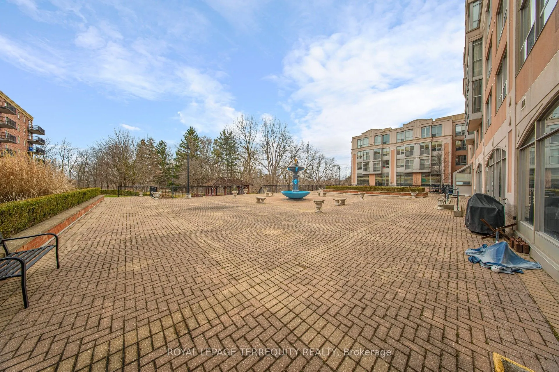 7373 Martin Grove Road, #615