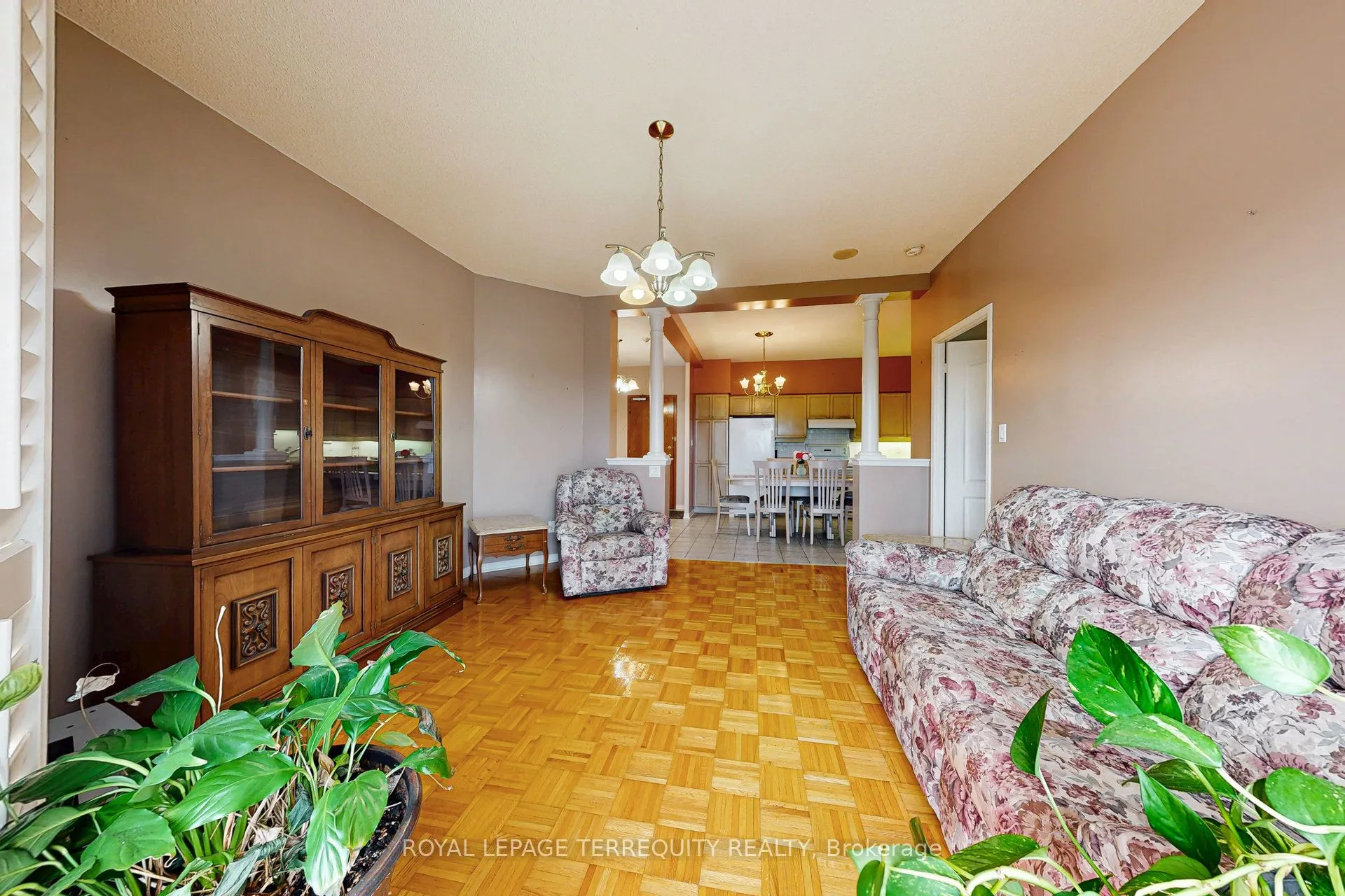 7373 Martin Grove Road, #615