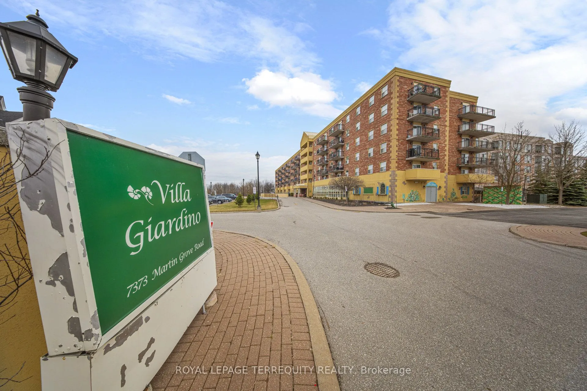 7373 Martin Grove Road, #615