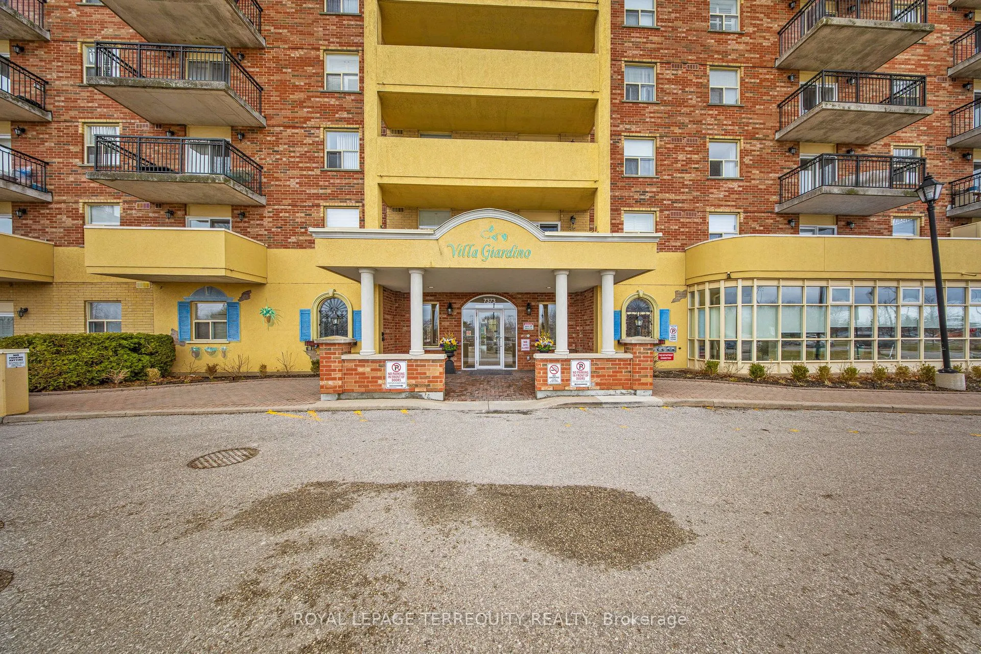 7373 Martin Grove Road, #615
