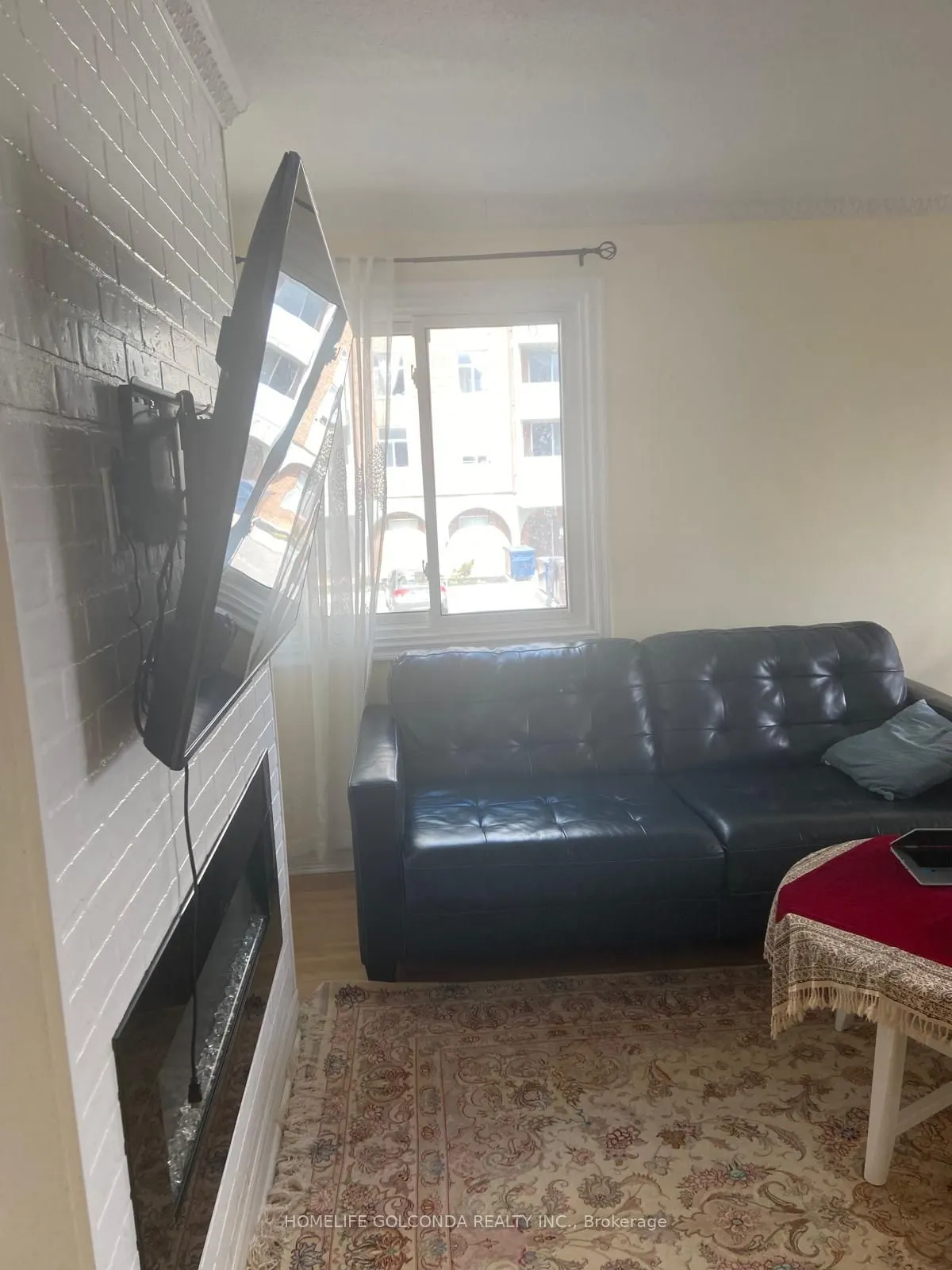 21 Elizabeth Street #205