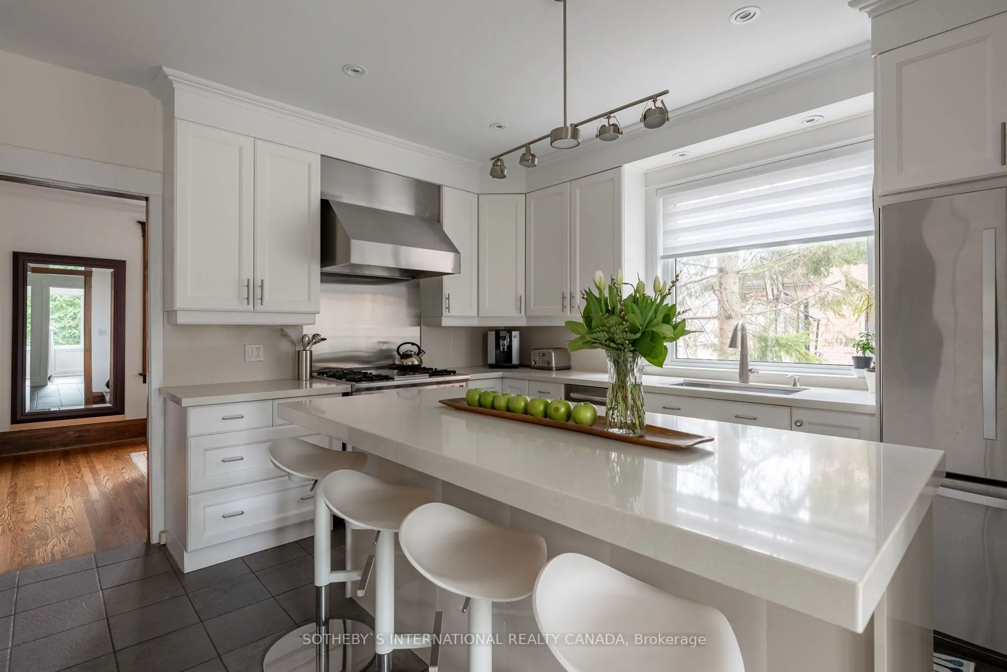 77 Catherine Avenue