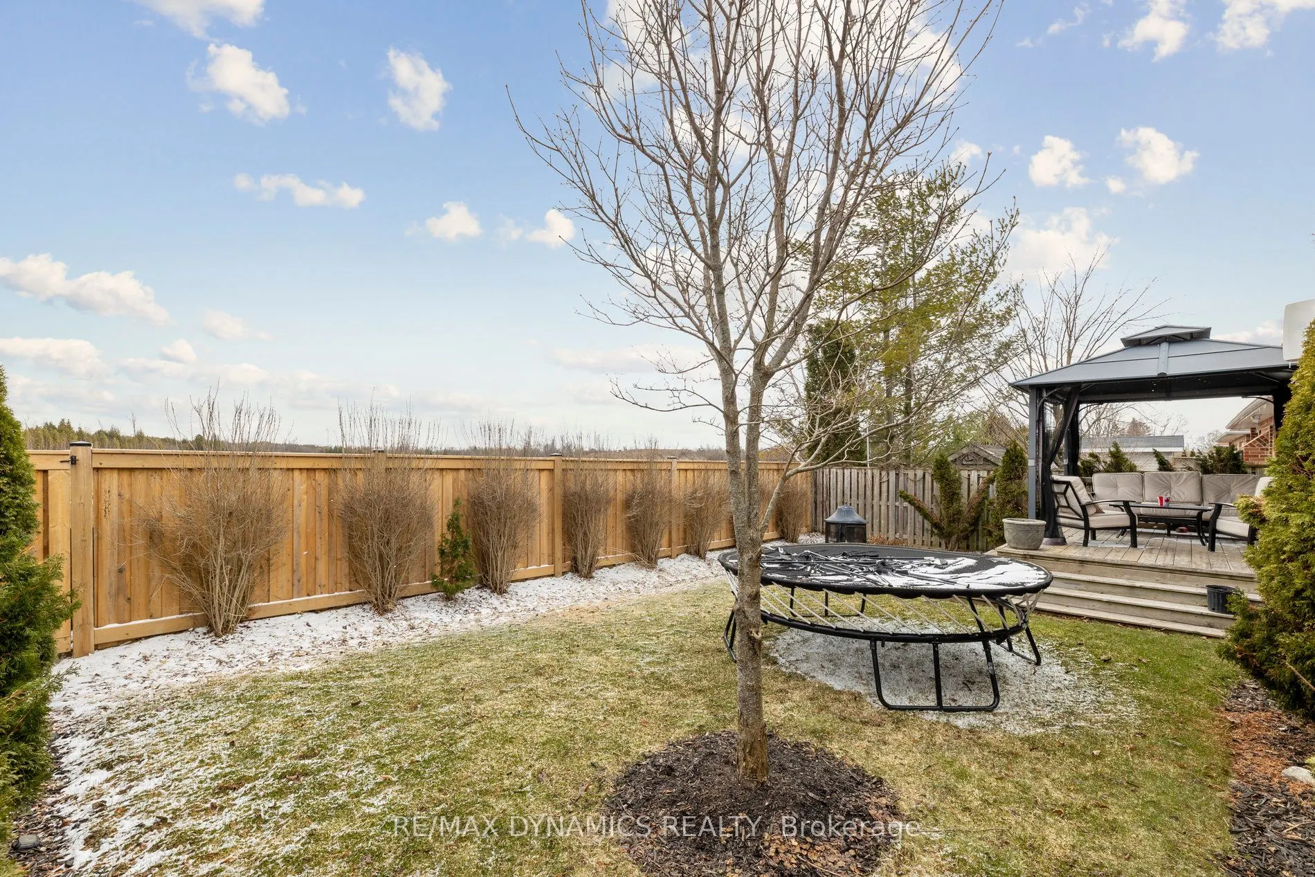 89 Maplewood Avenue