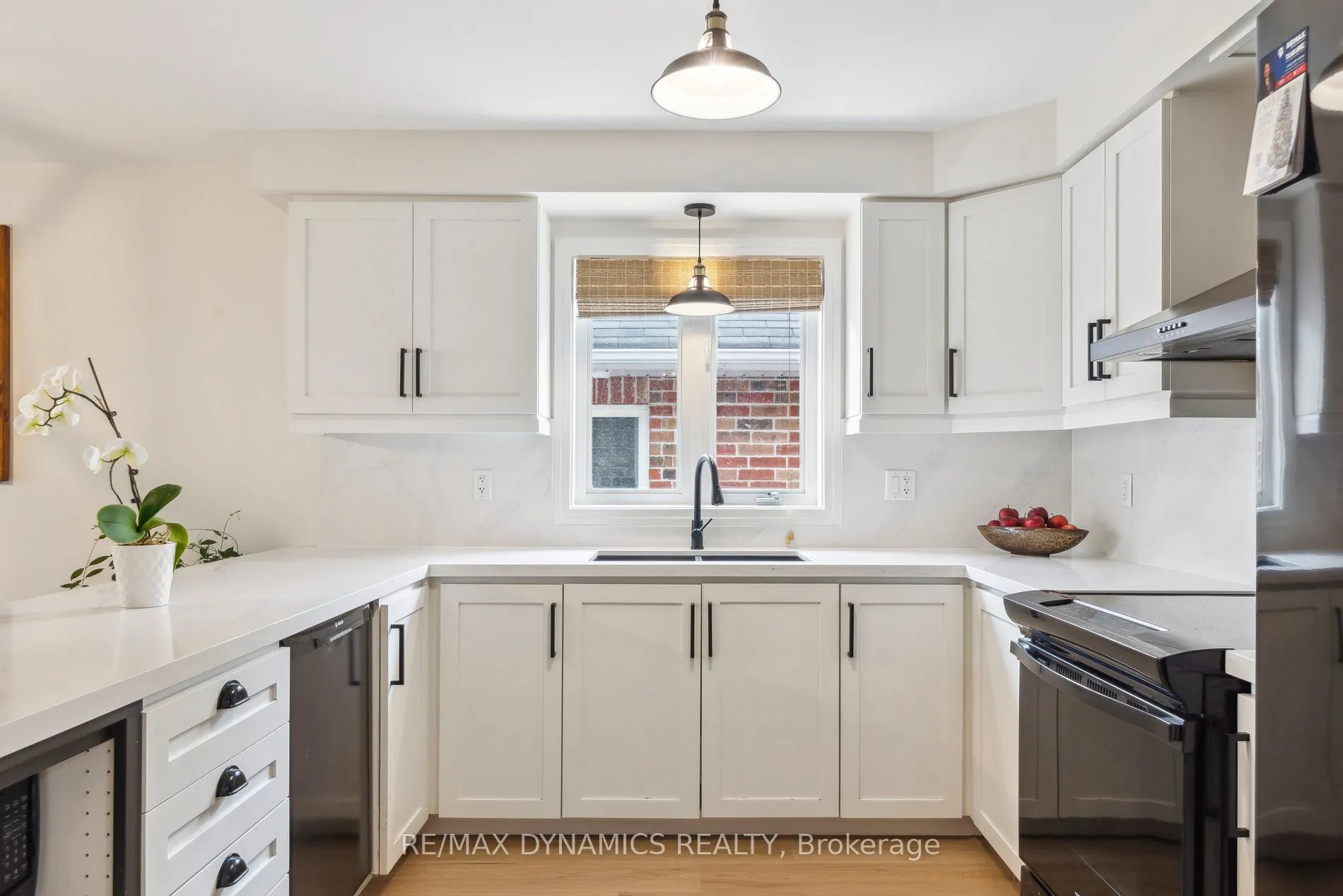 89 Maplewood Avenue