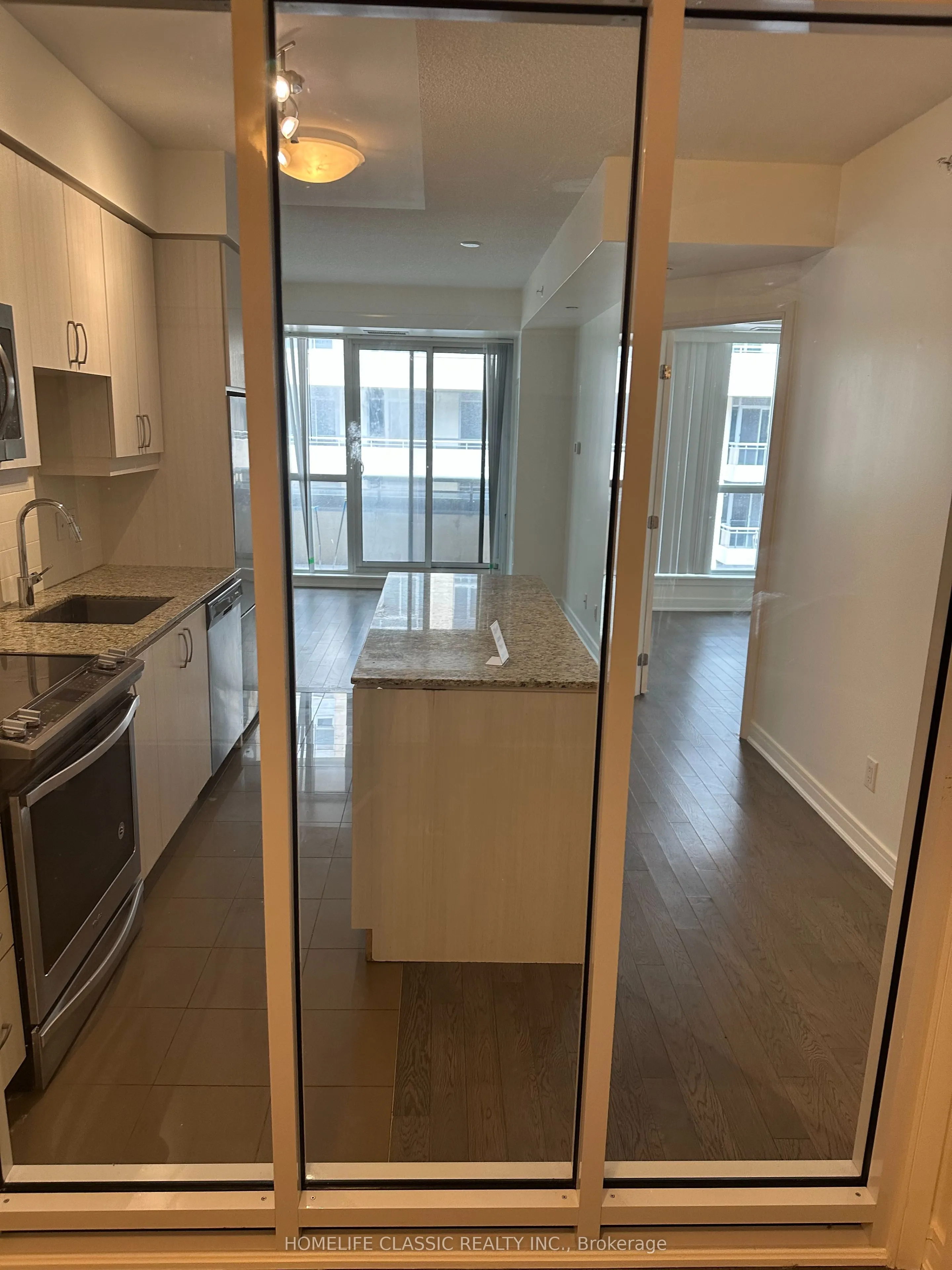 9191 Yonge Street, #613