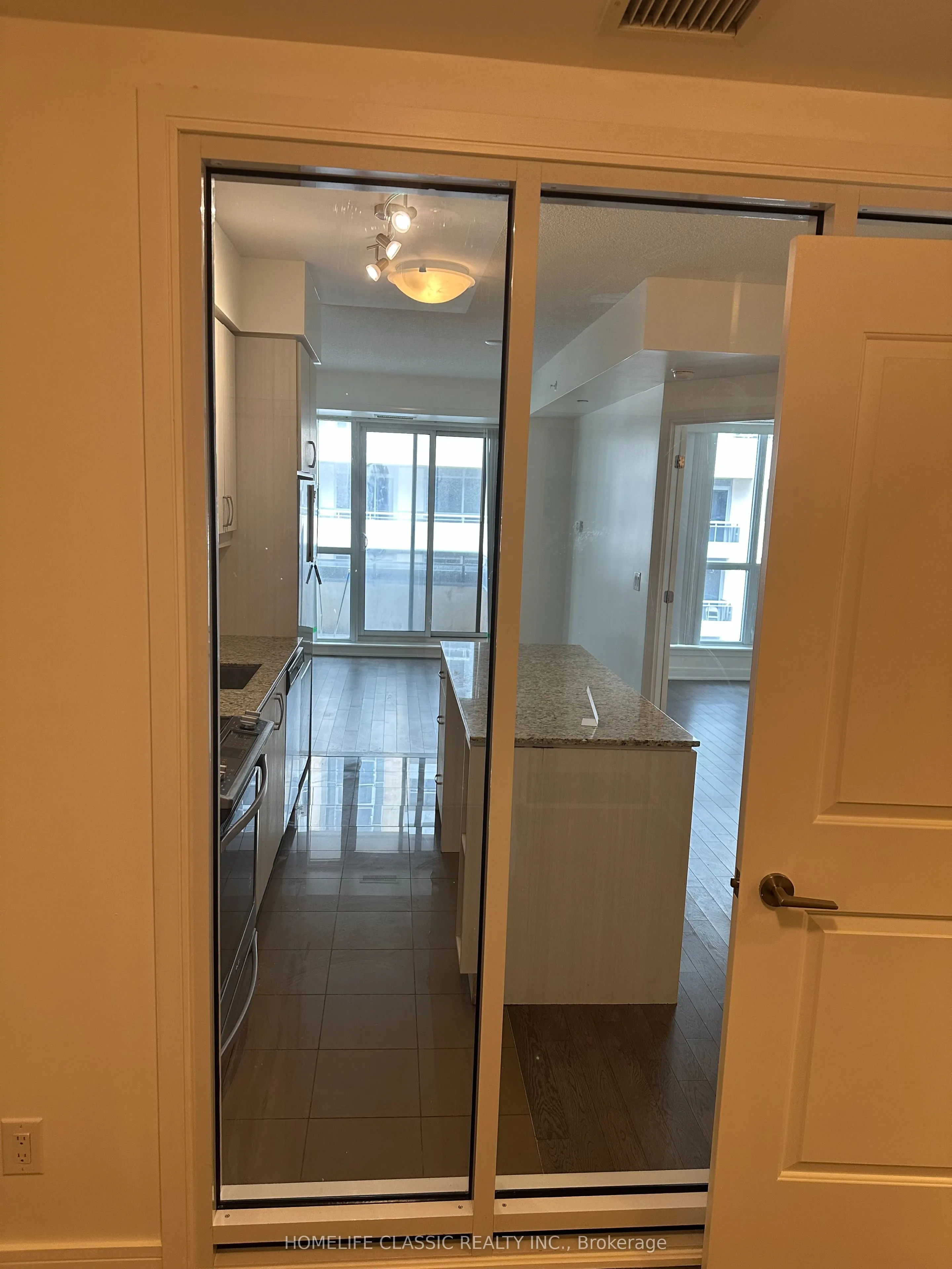9191 Yonge Street, #613