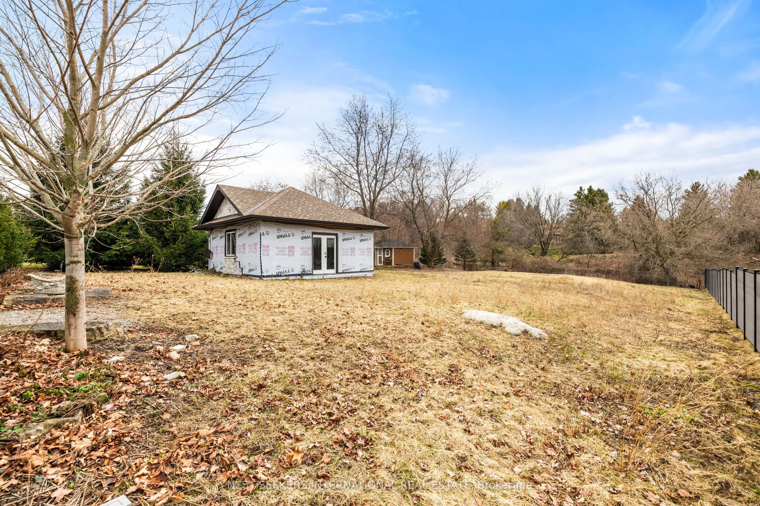 96 Robinson Road