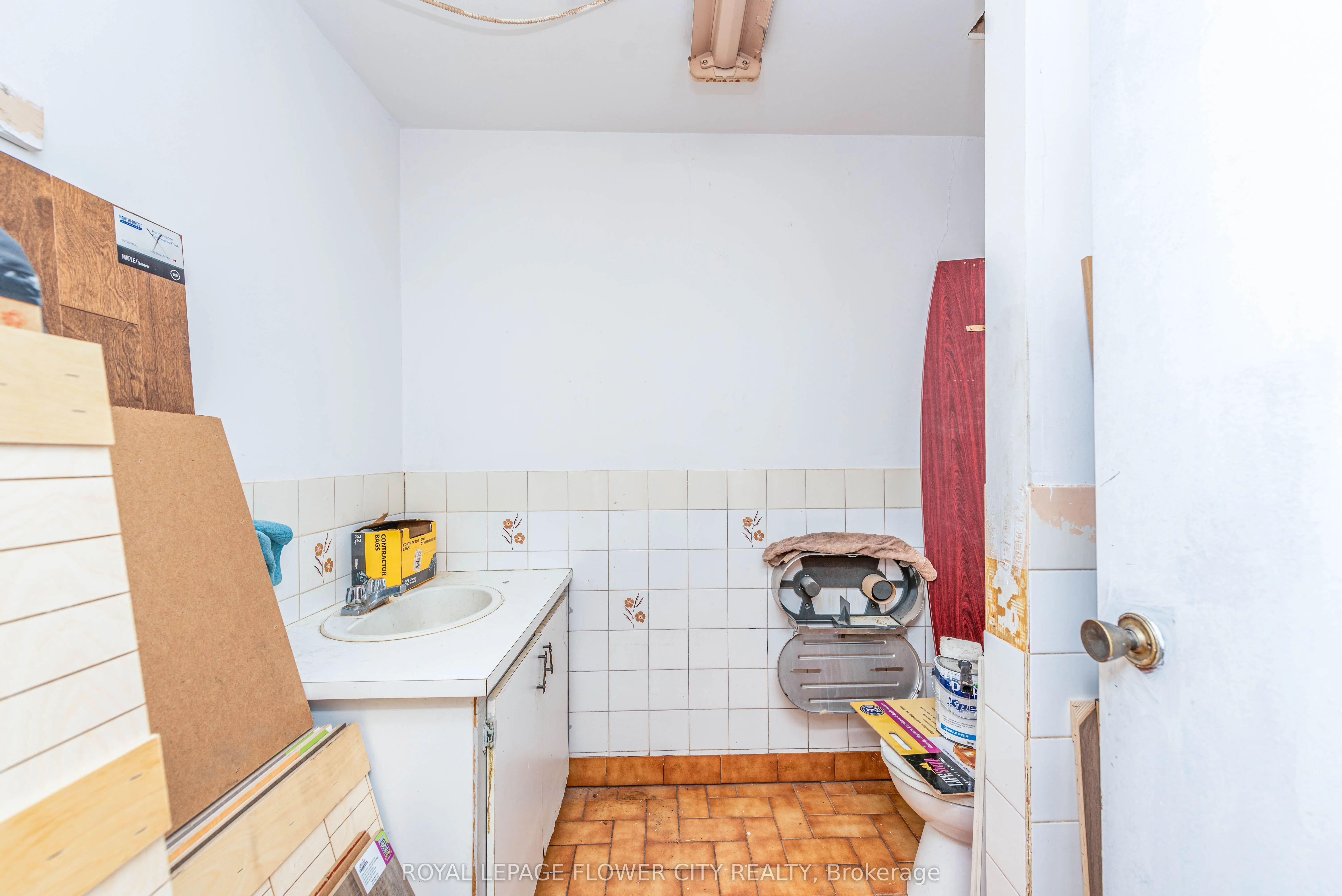 2104, Hwy 7 Road E, #3