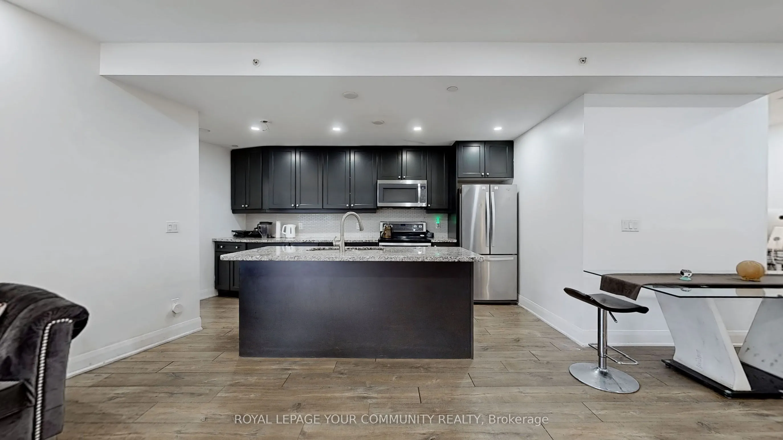 2900 Highway 7 Road, #315
