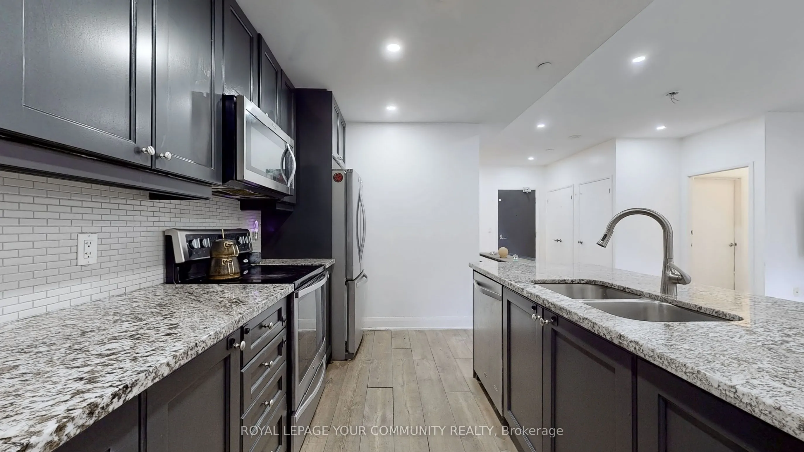 2900 Highway 7 Road, #315