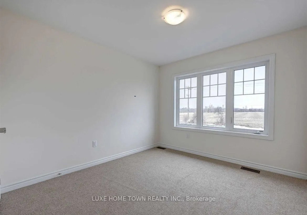 2227 Grainger Loop