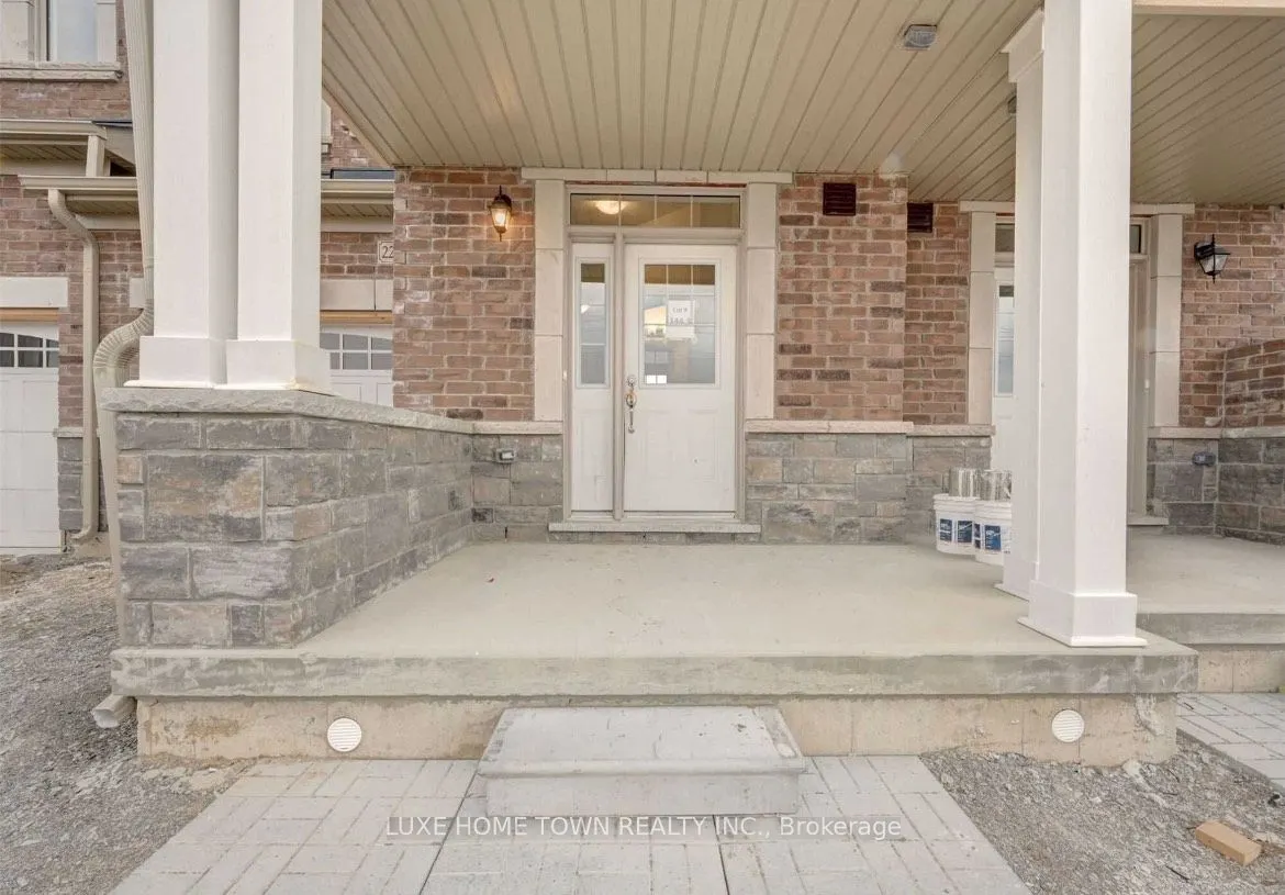 2227 Grainger Loop