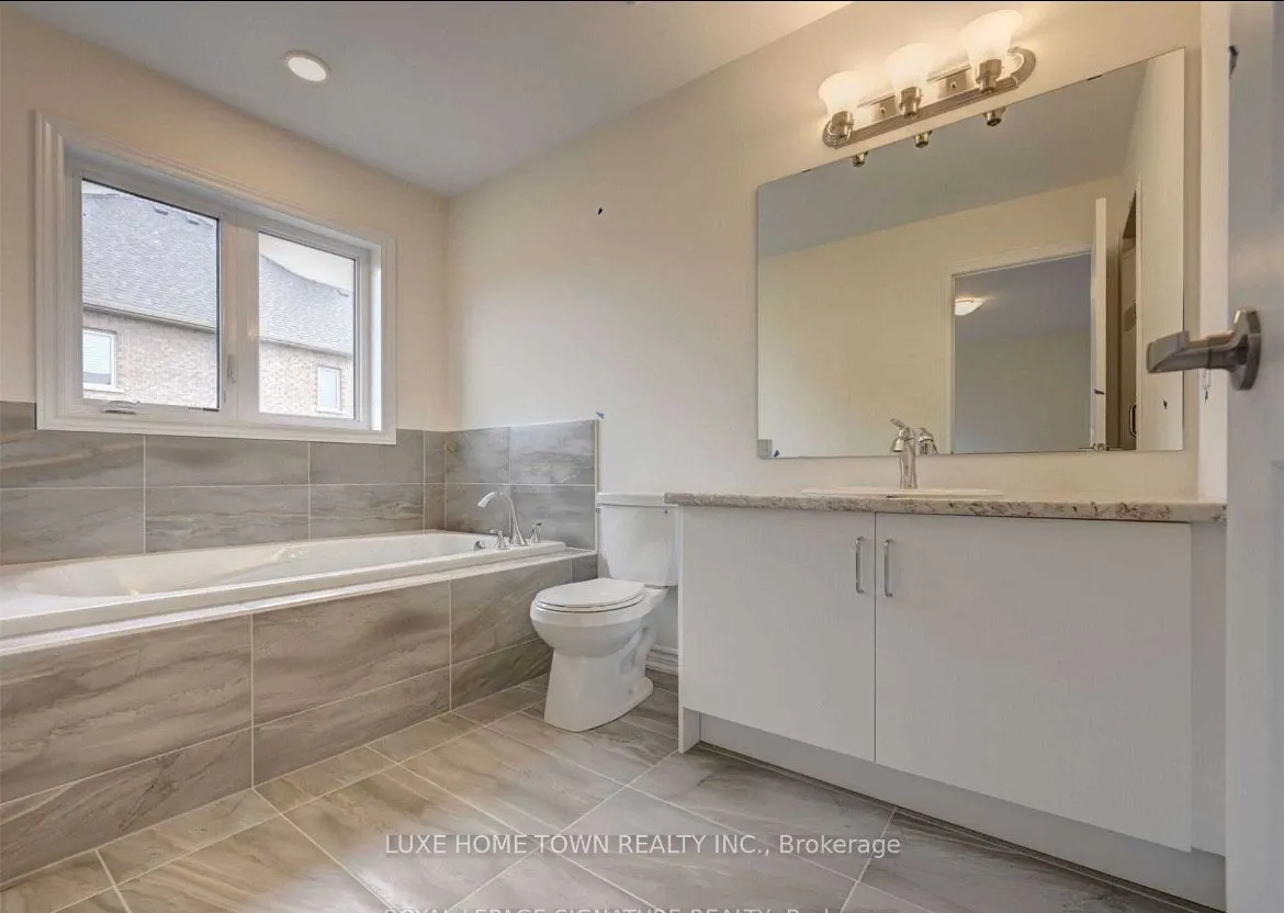 2227 Grainger Loop
