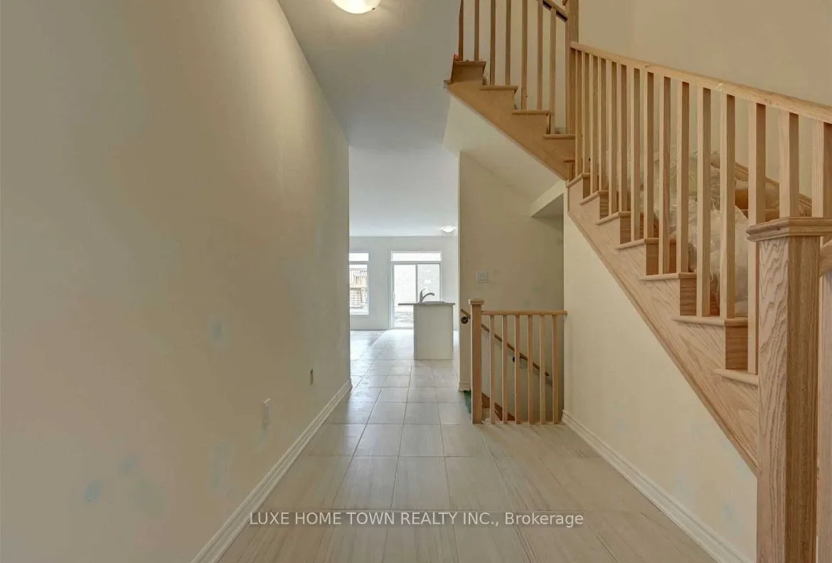 2227 Grainger Loop