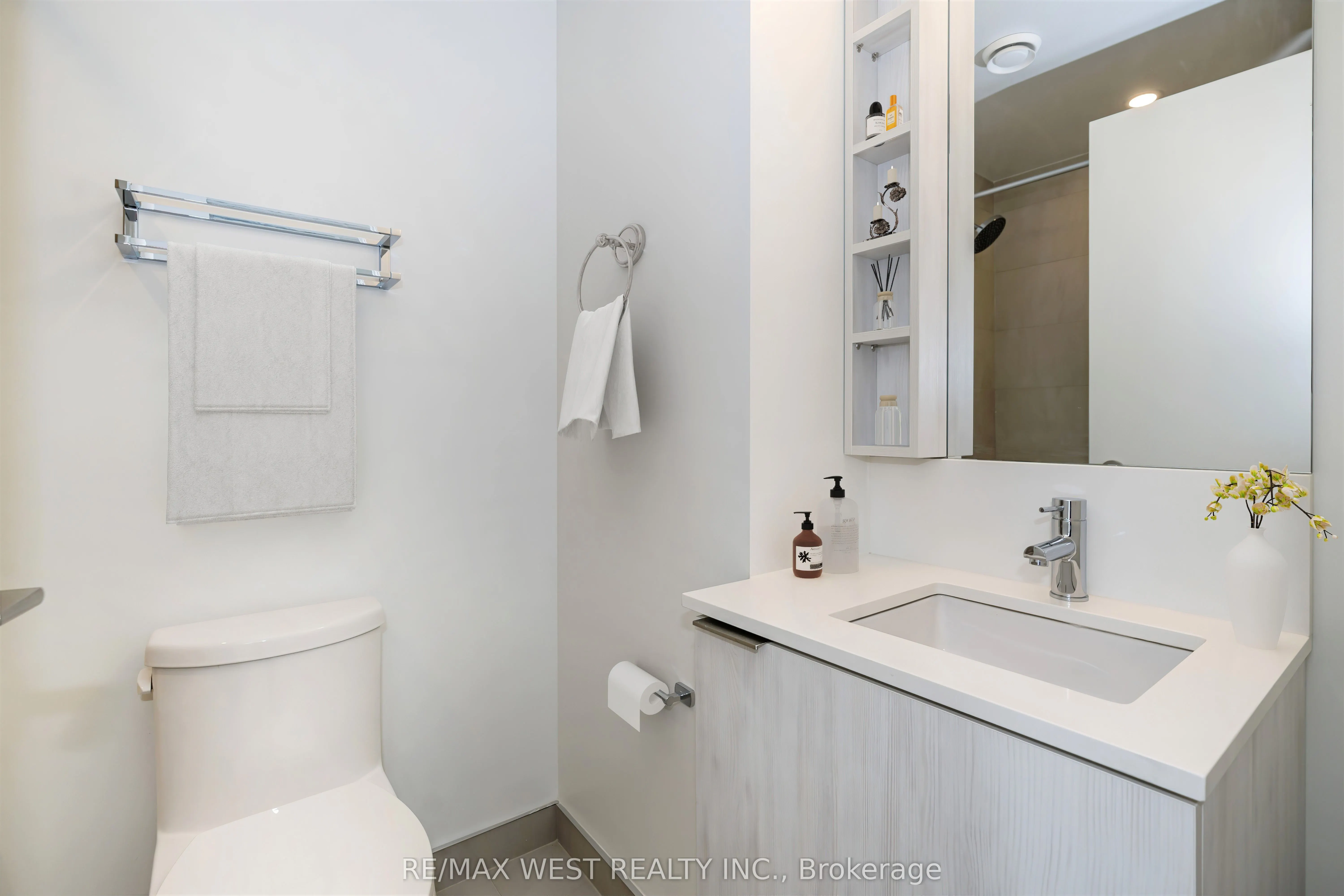 7890 Jane Street, #2903