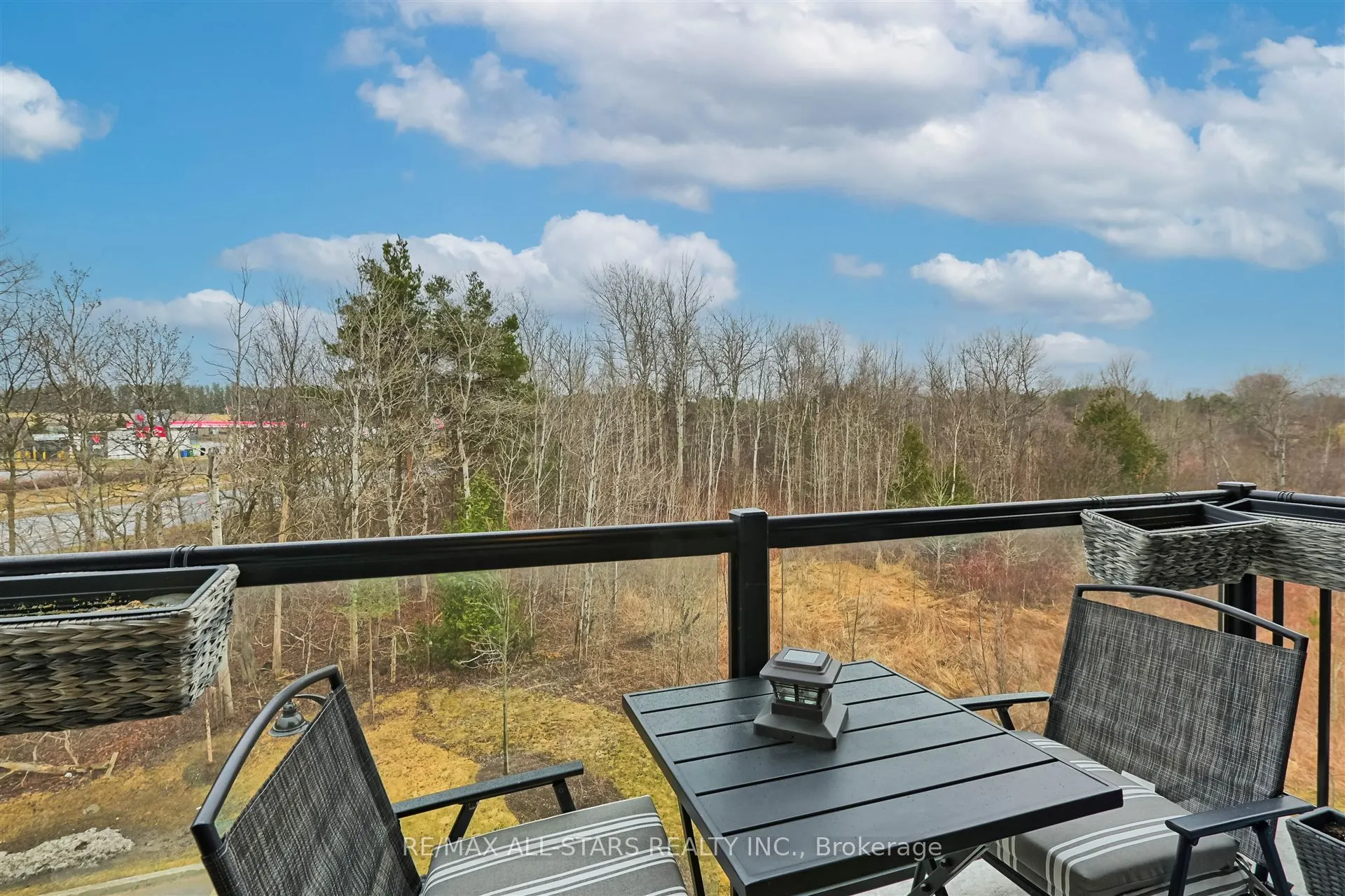164 Cemetery Road, #301
