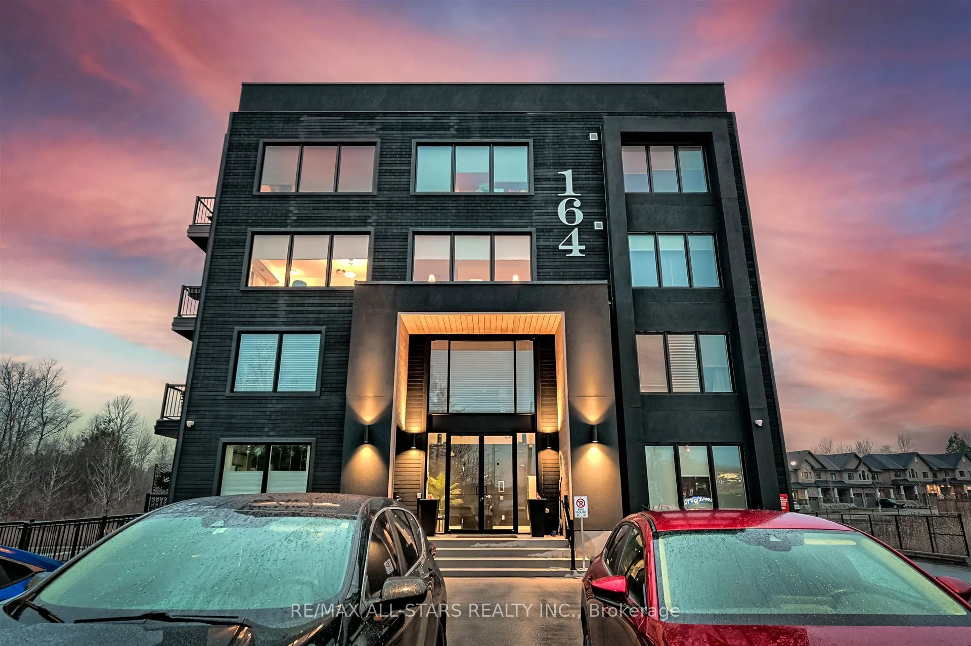 164 Cemetery Road, #301