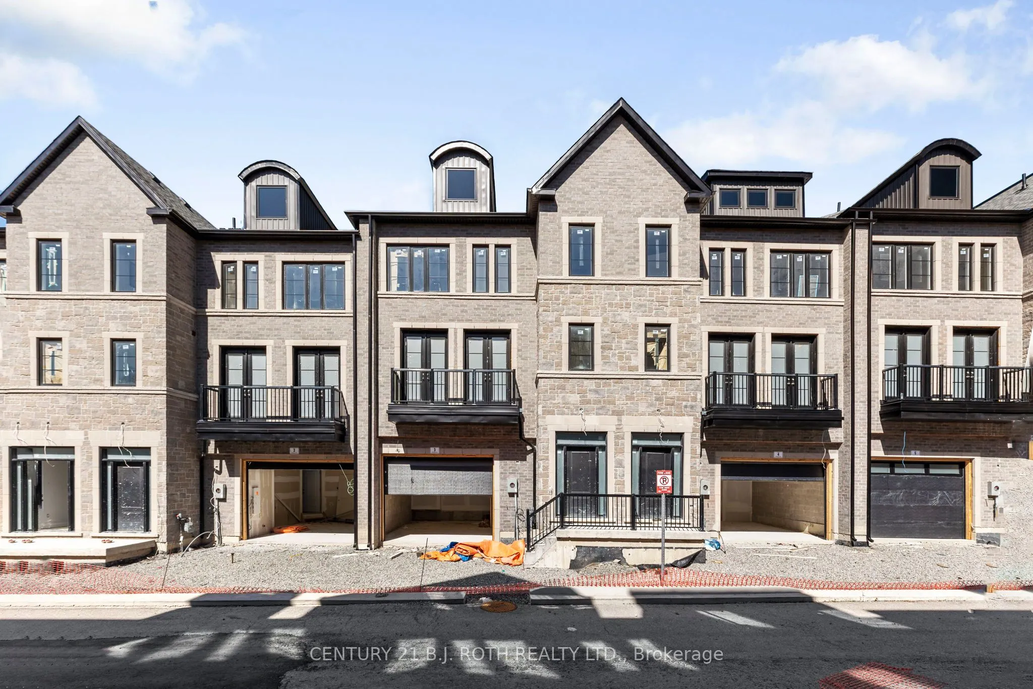 260 EAGLE Street, #3