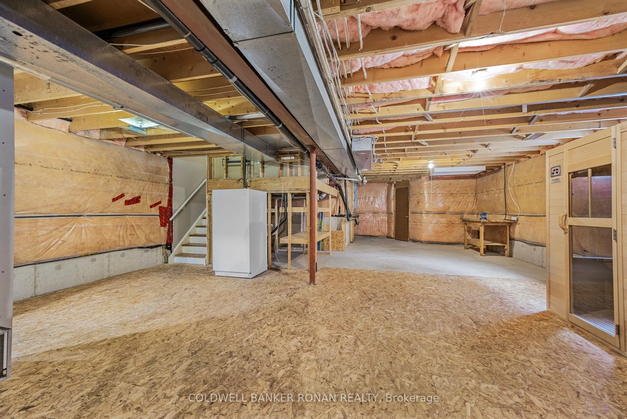 14 Albert Street E