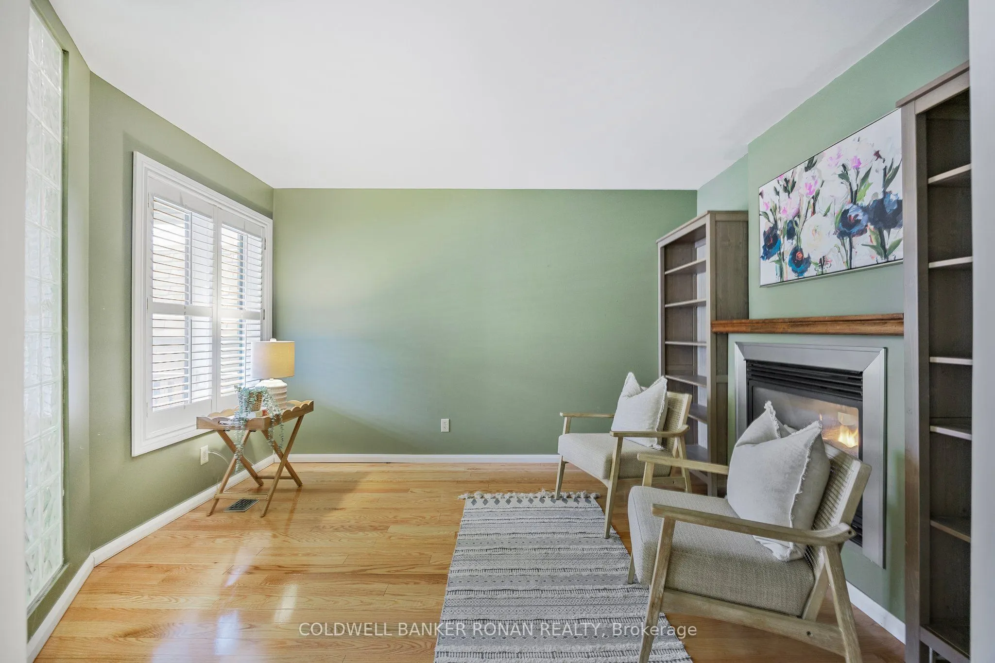14 Albert Street E