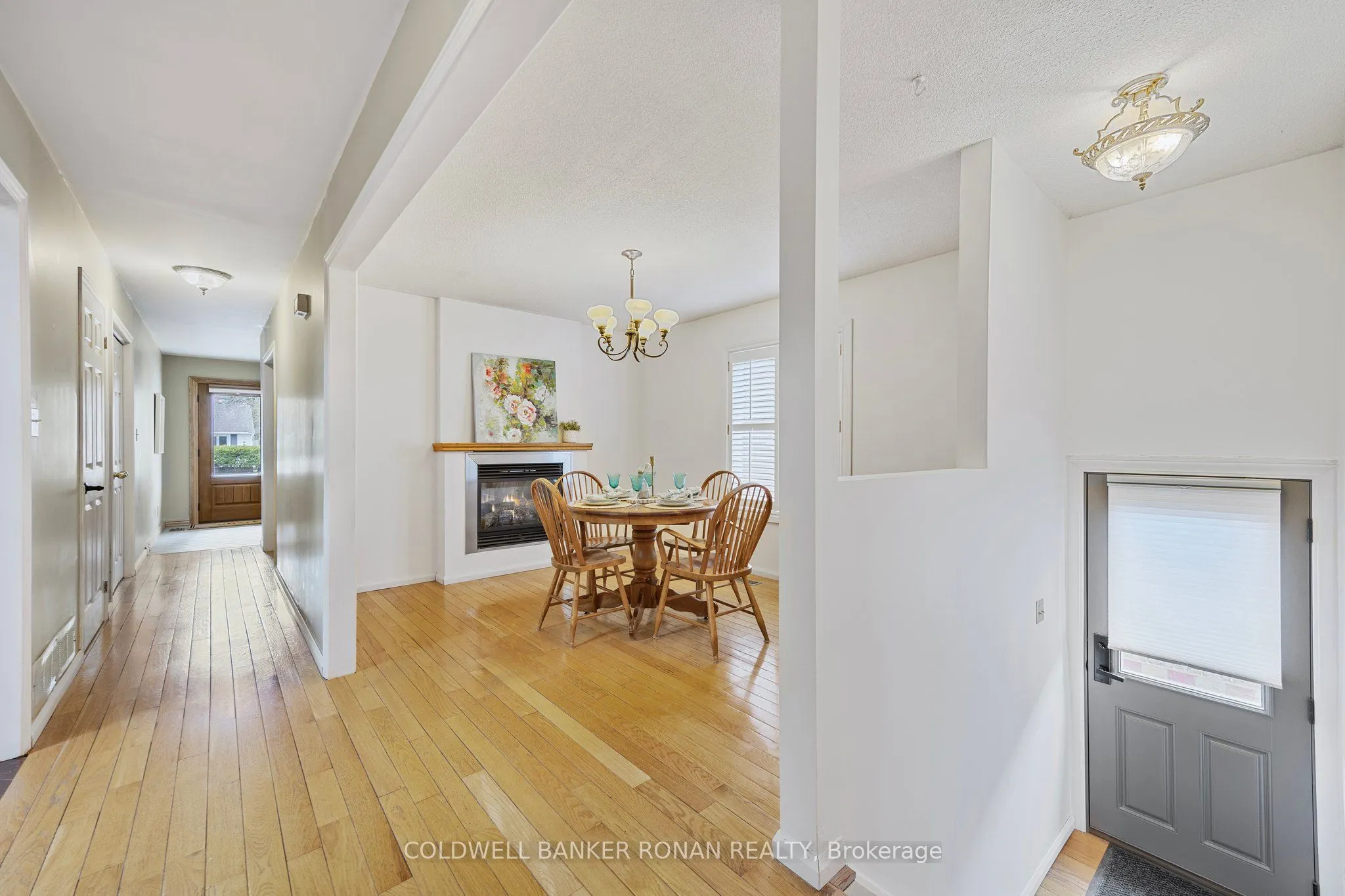 14 Albert Street E