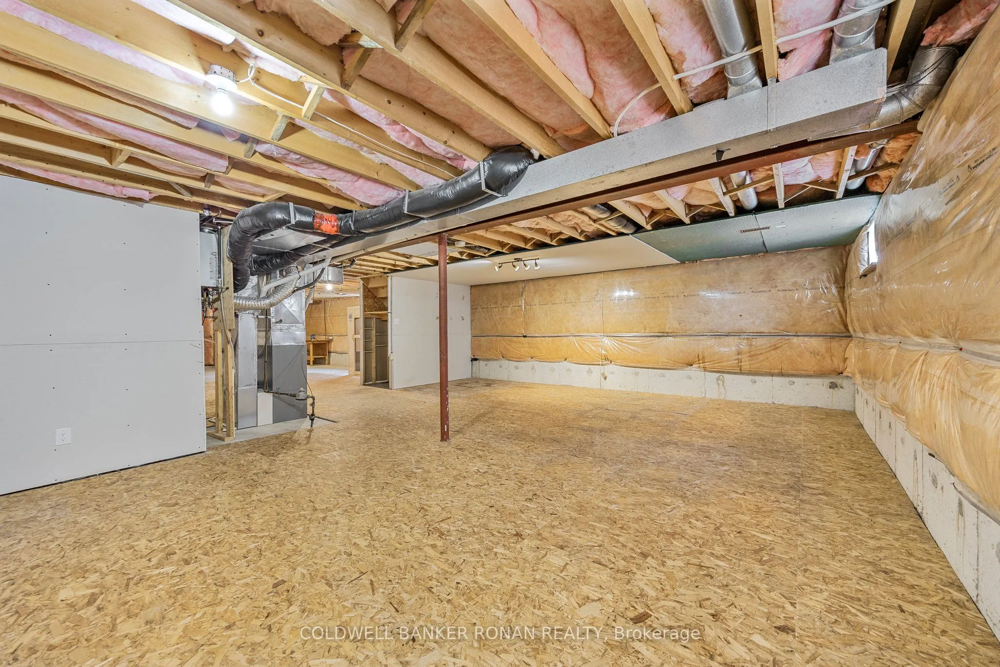 14 Albert Street E