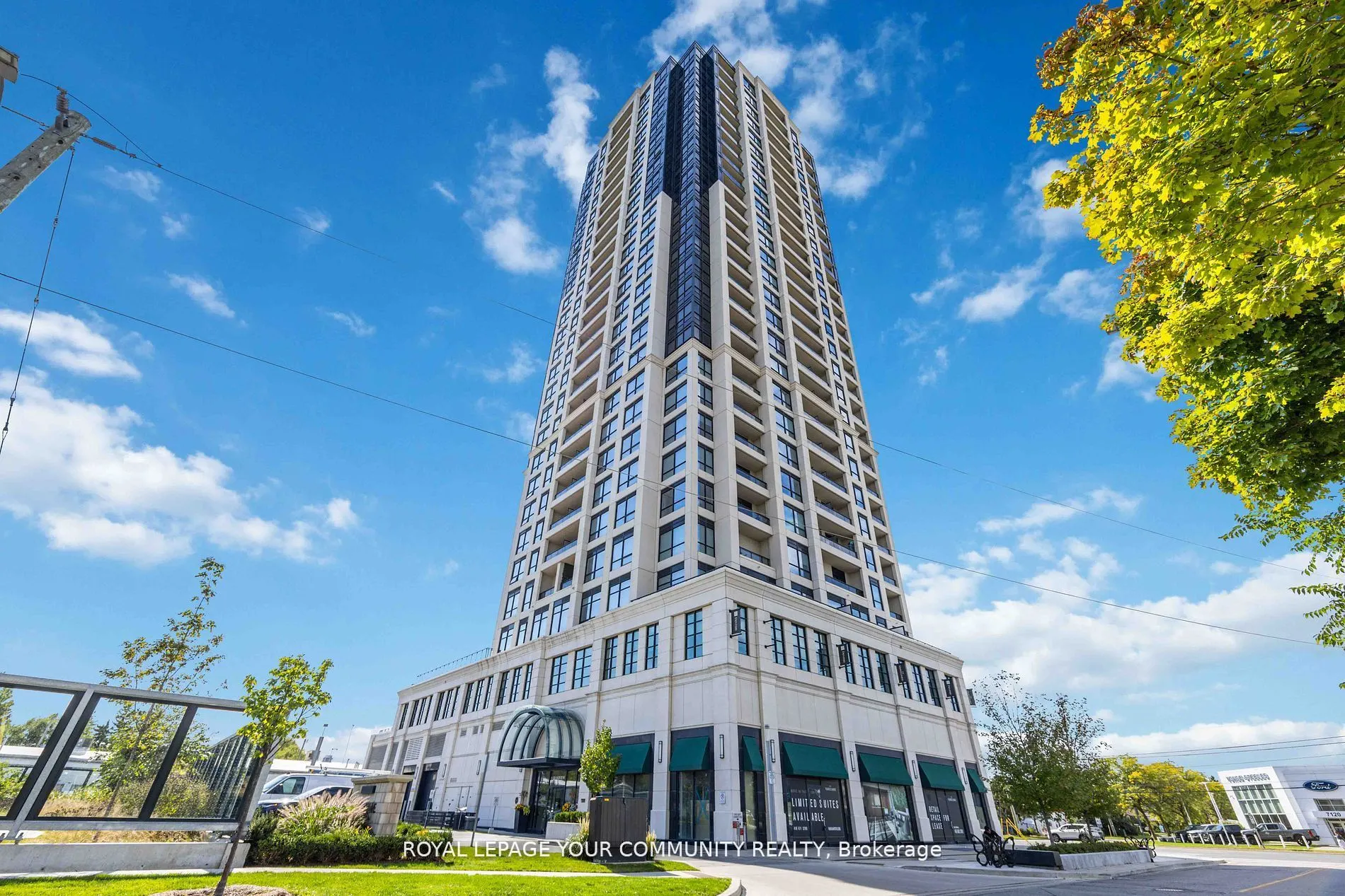 1 Grandview Avenue E, #PH1