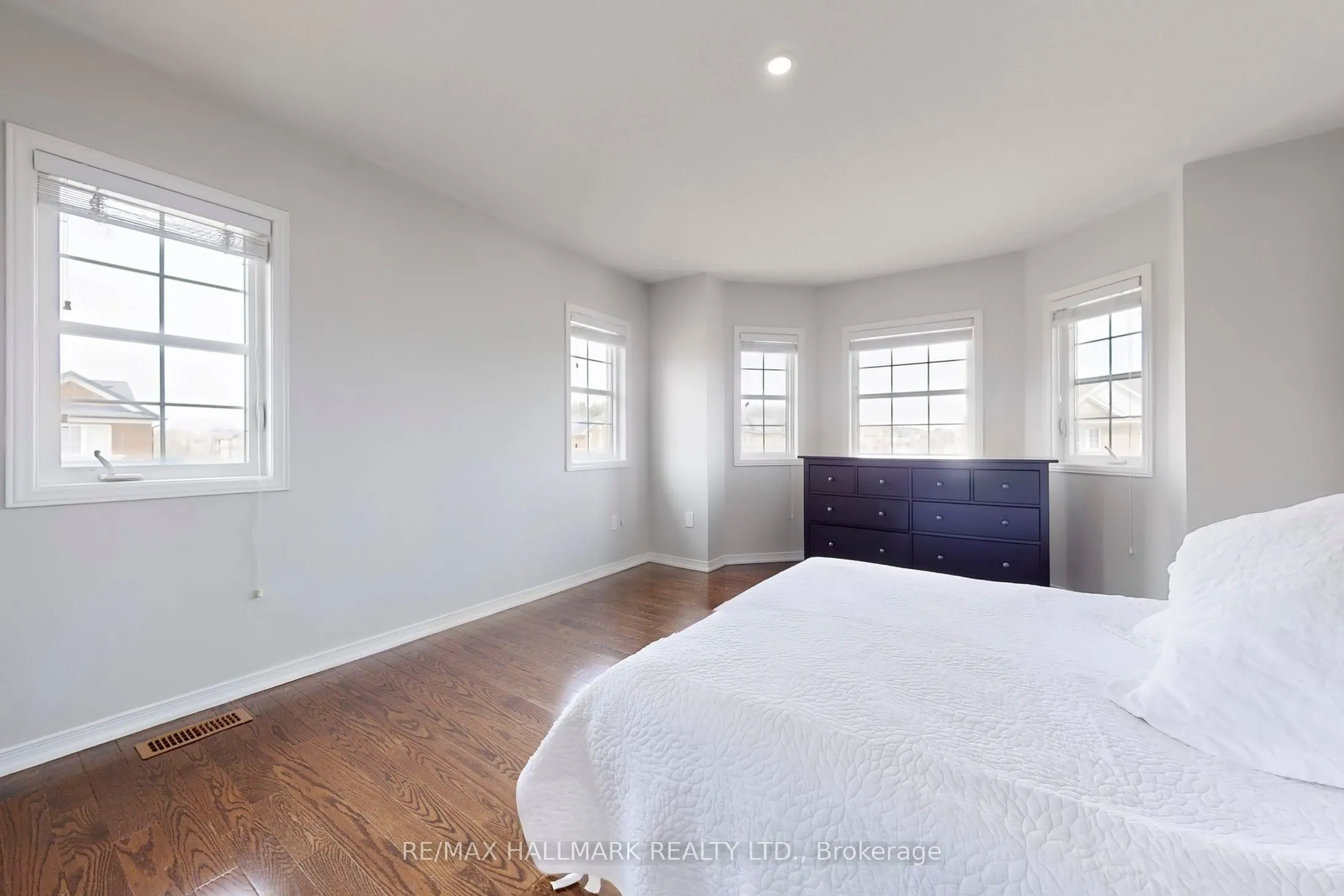 331 Davos Road