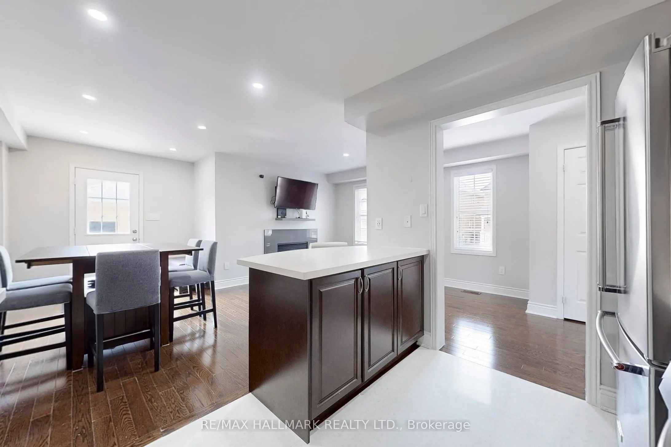 331 Davos Road
