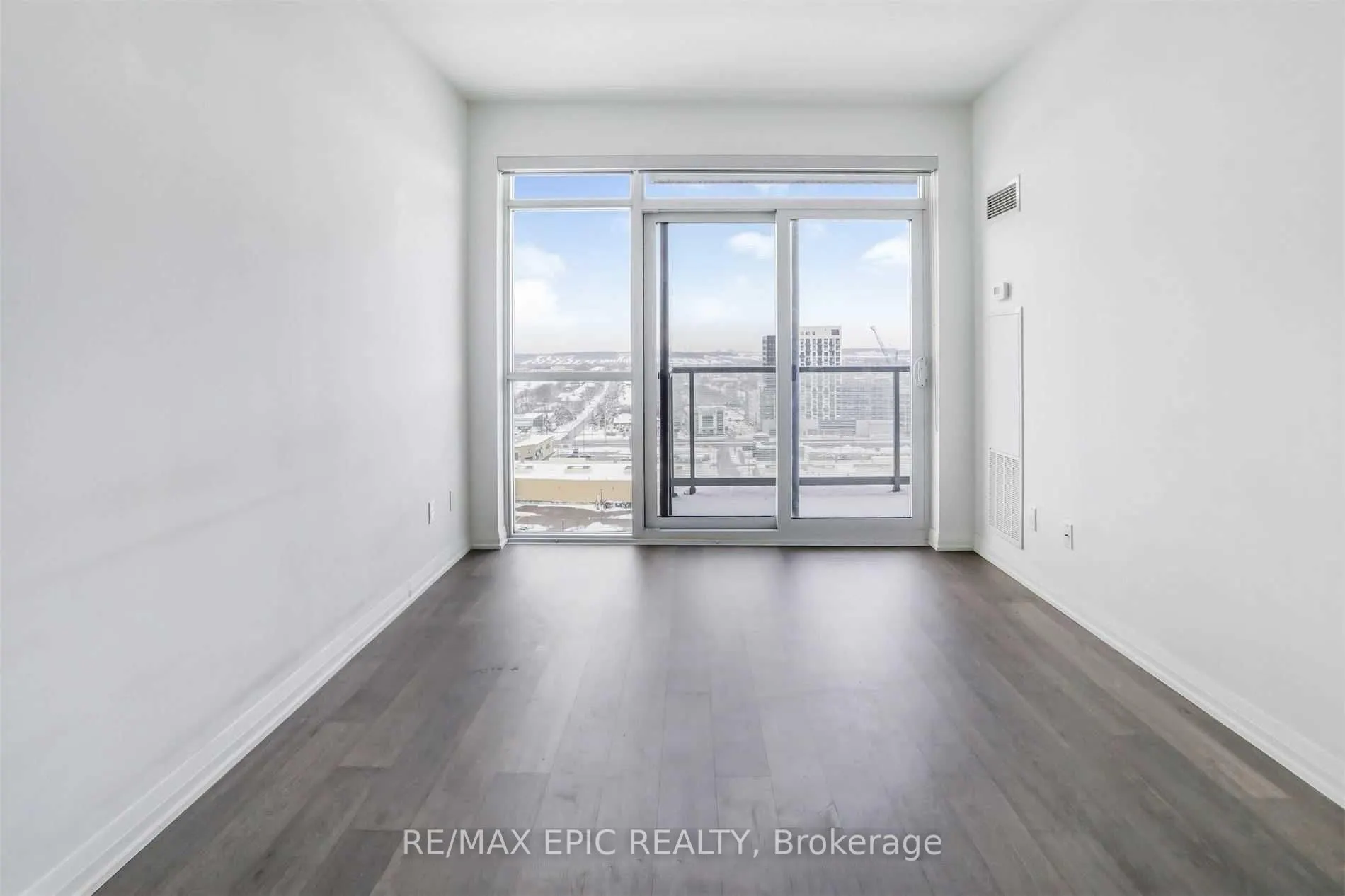 65 Oneida Crescent, #1507