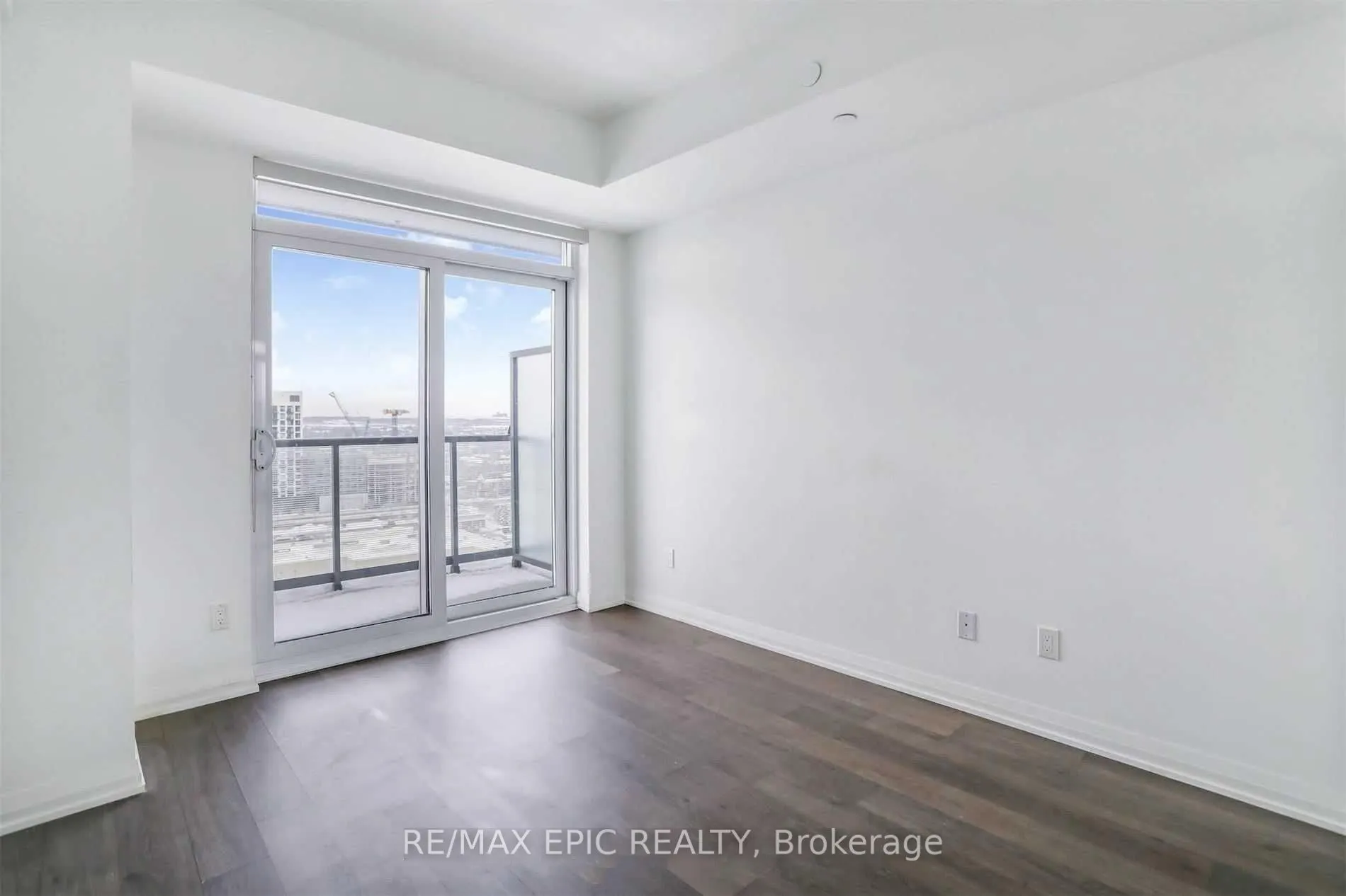 65 Oneida Crescent, #1507