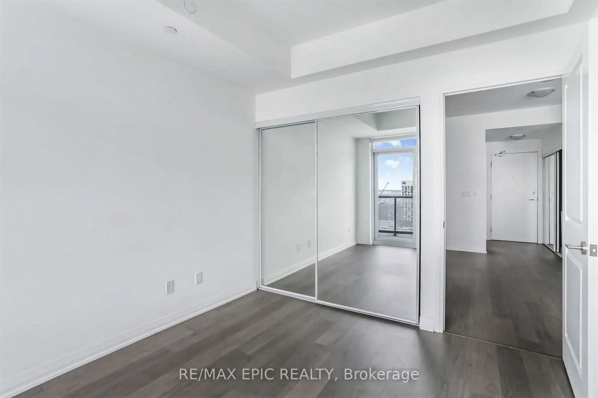 65 Oneida Crescent, #1507