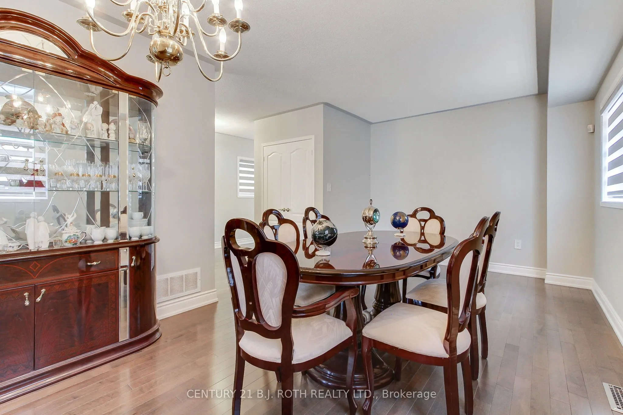 484 Menczel Crescent