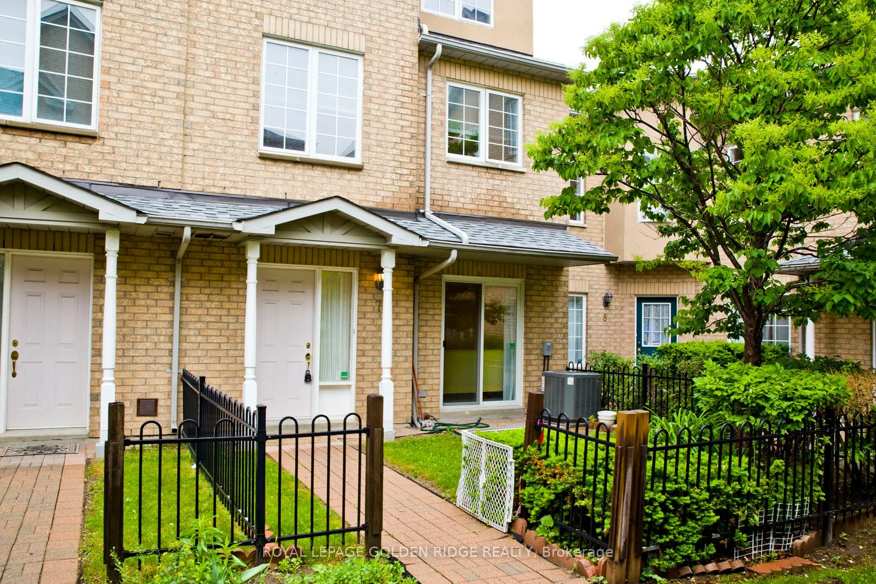 14 St. Moritz Way, #7