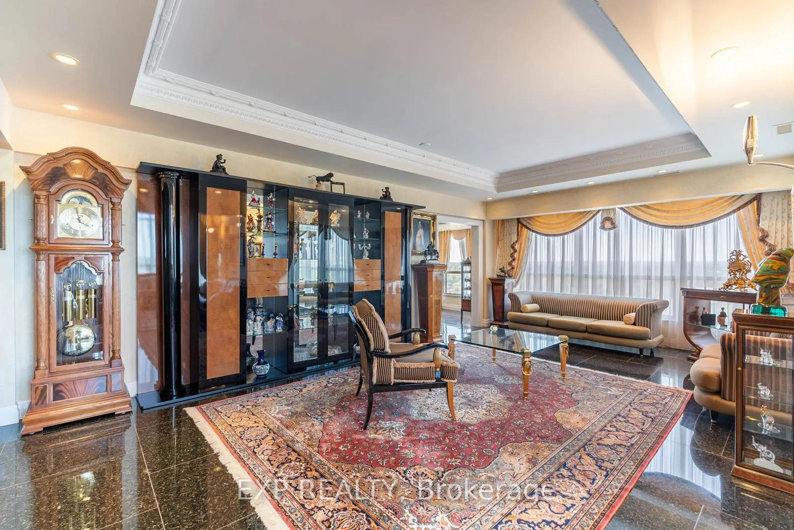1 Clark Street W, #PH 4