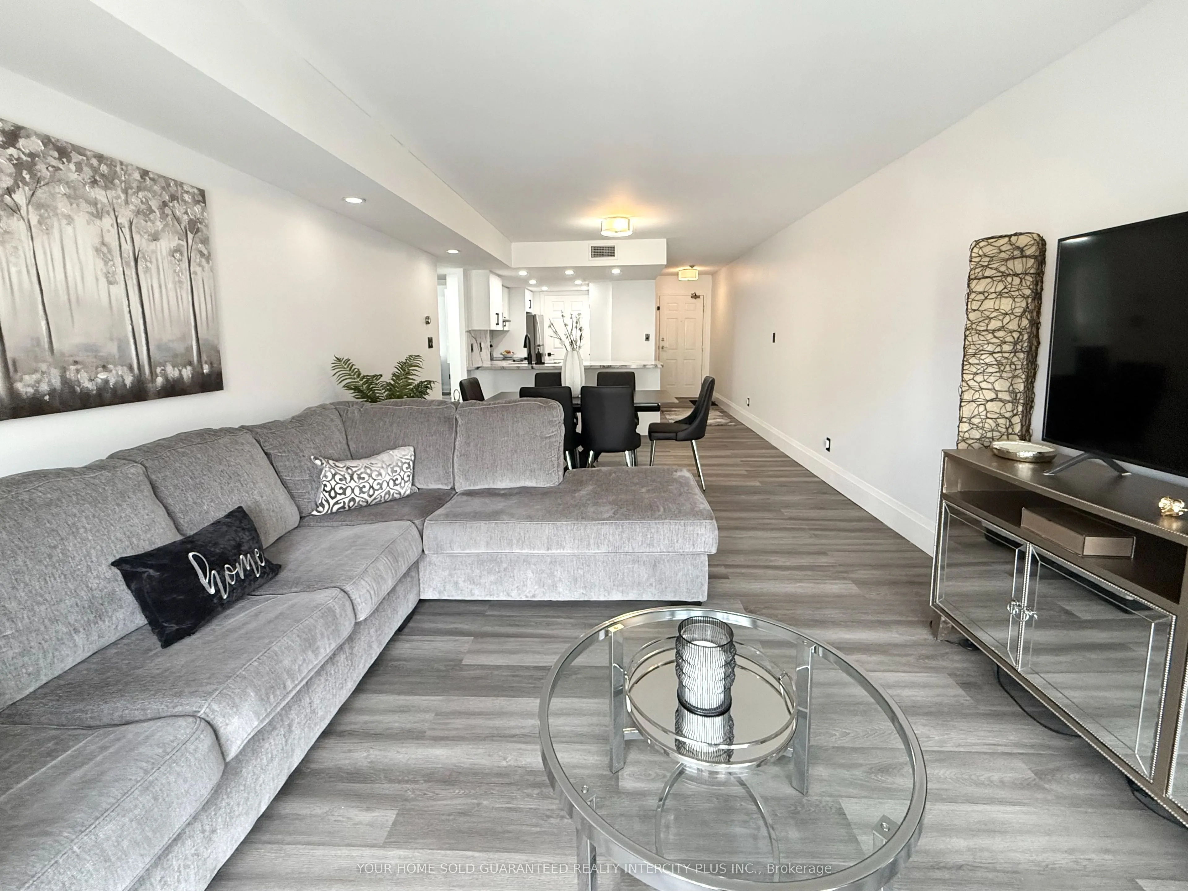121 Woodbridge Avenue, #313