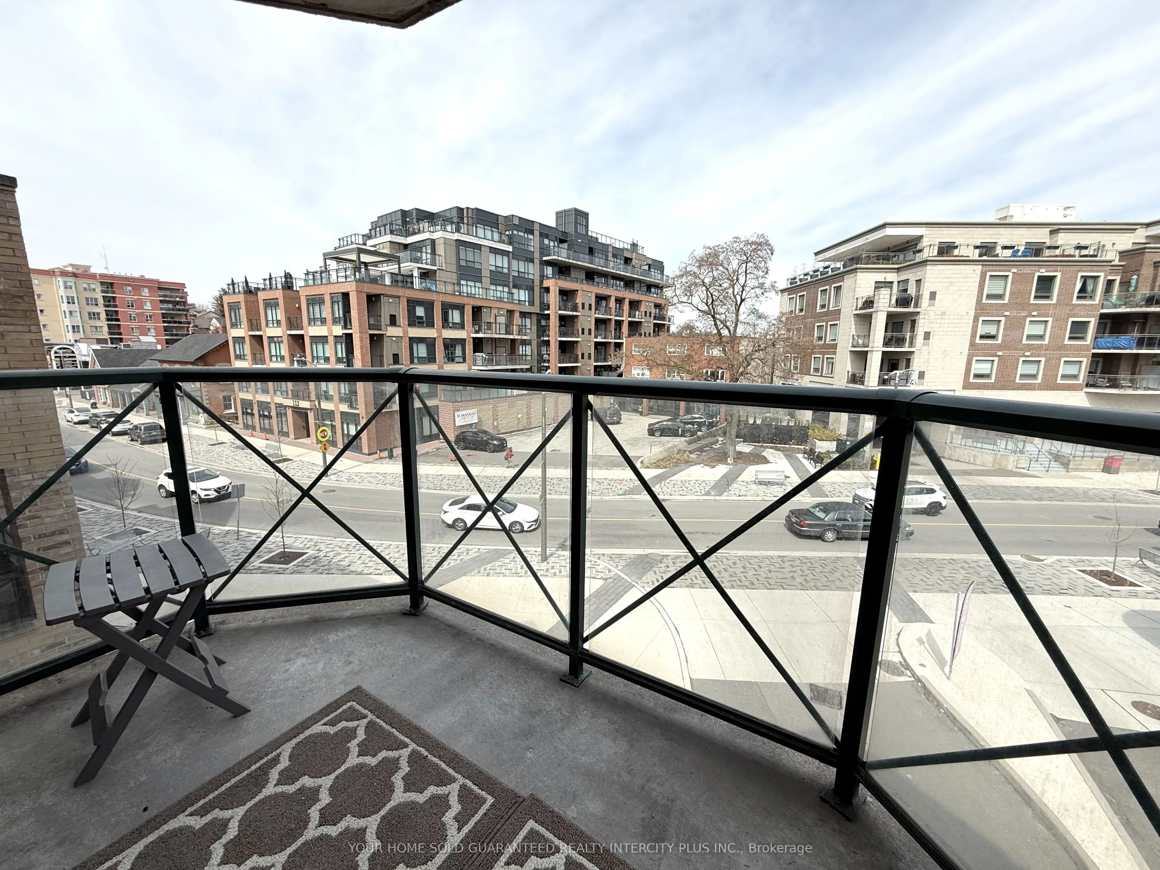 121 Woodbridge Avenue, #313