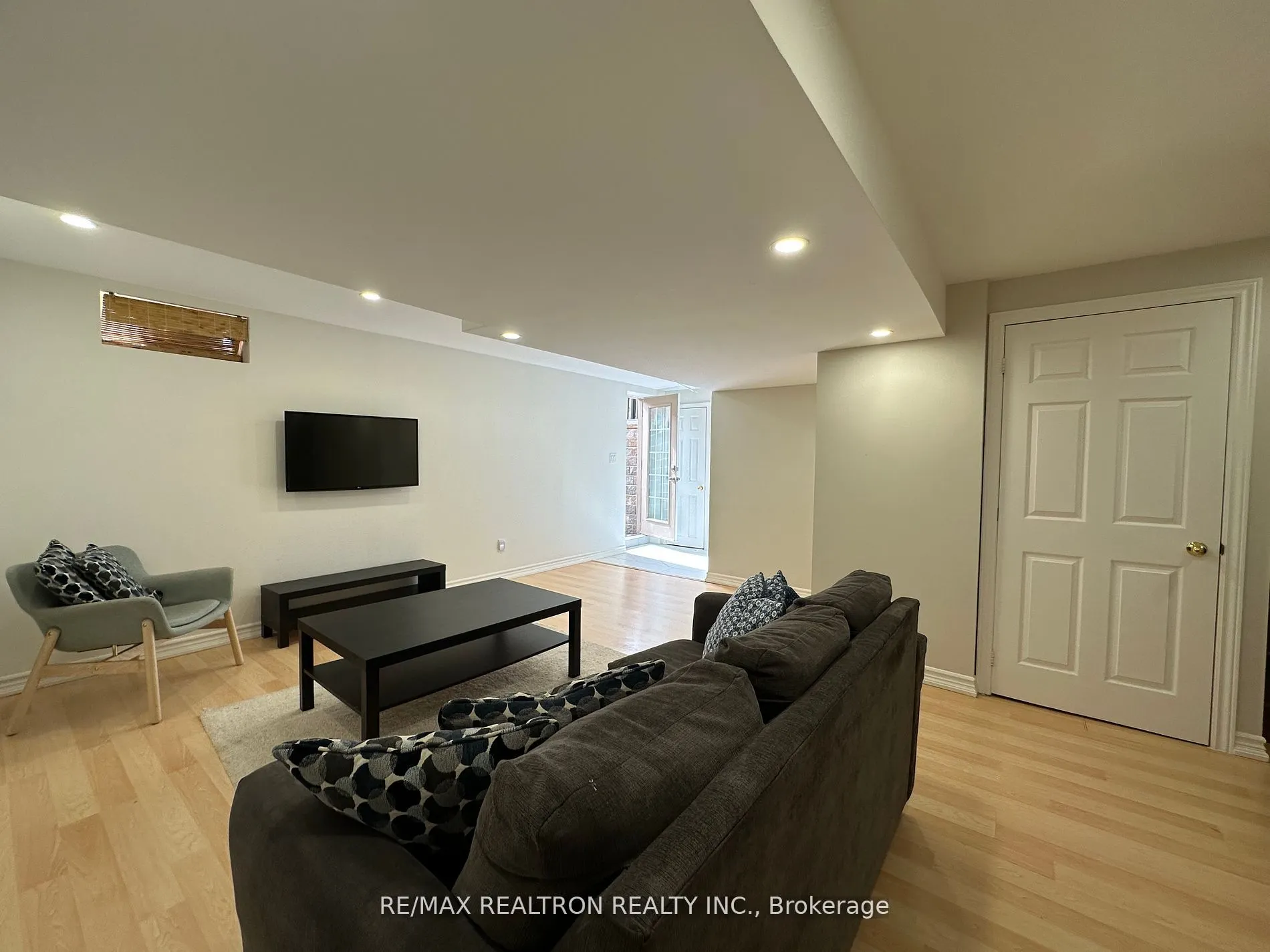 3 Lisa Brown Court