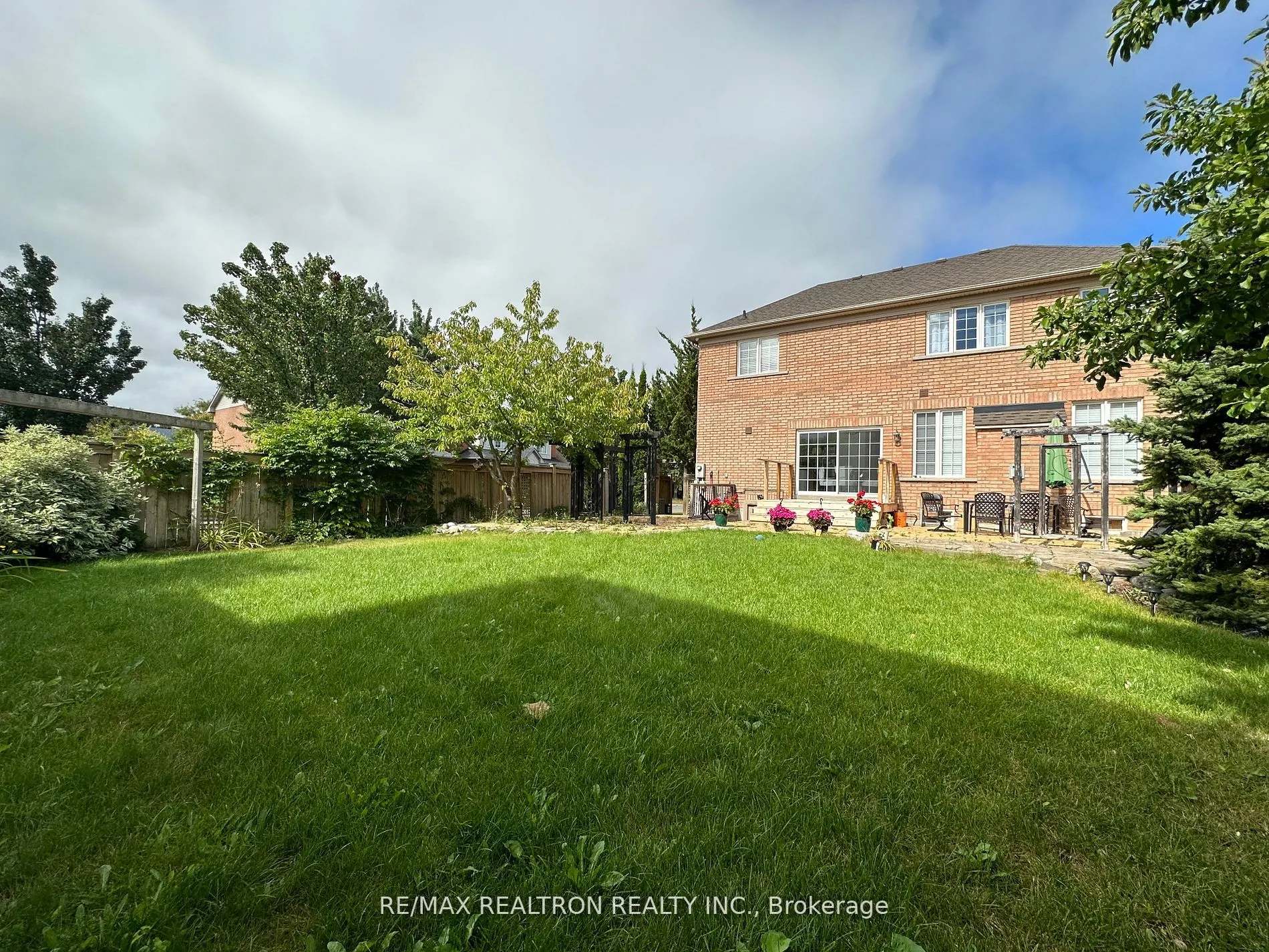 3 Lisa Brown Court