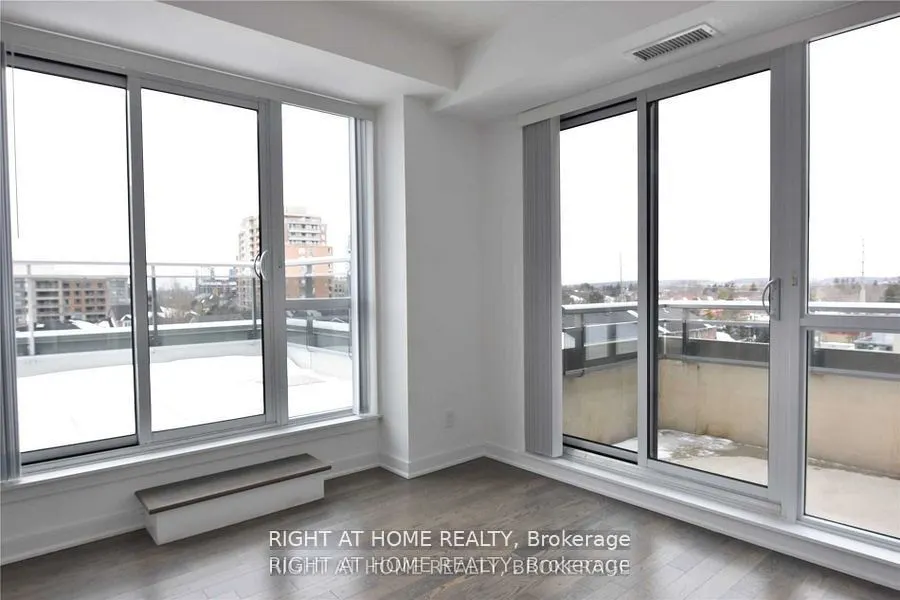 9199 Yonge Street, #517