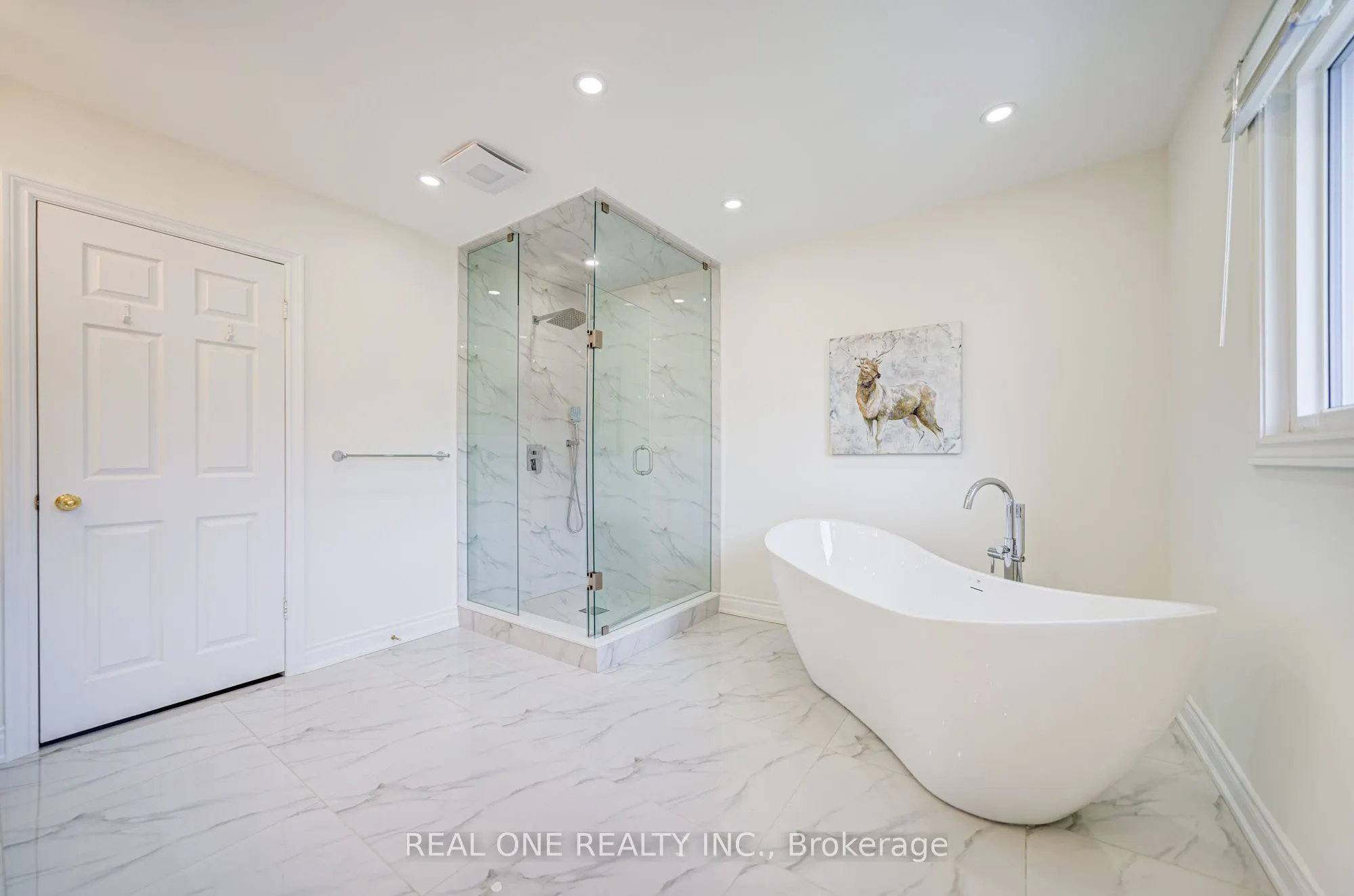 27 Binscarth Crescent