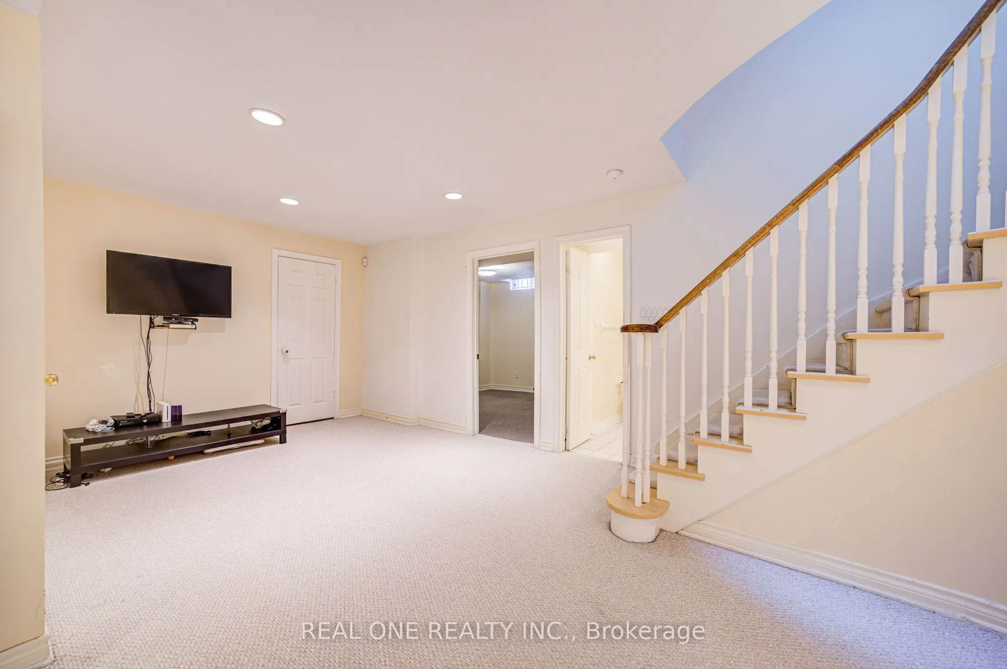 27 Binscarth Crescent
