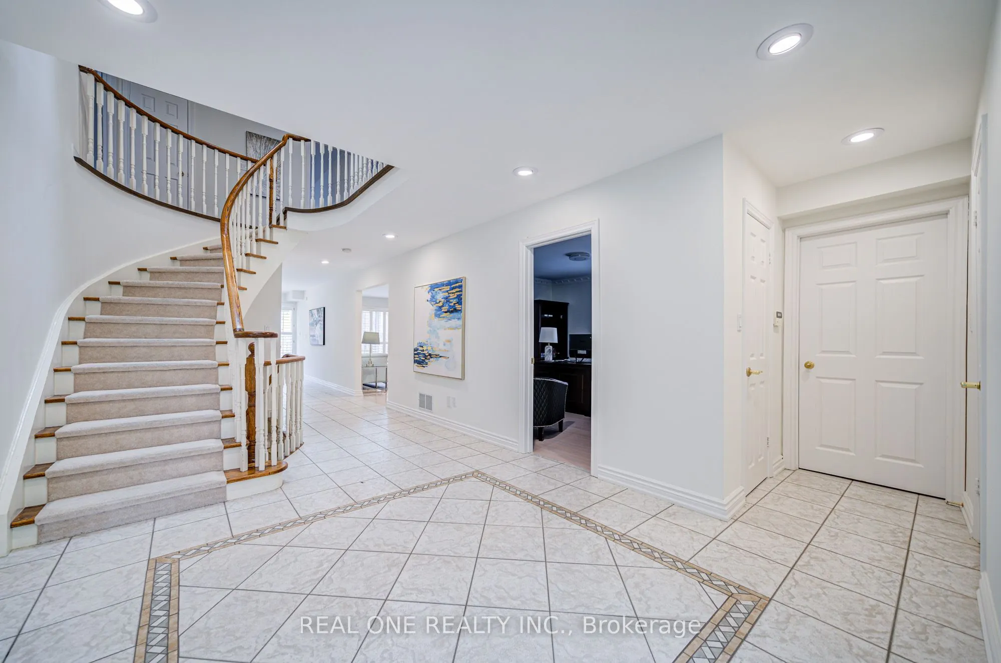 27 Binscarth Crescent