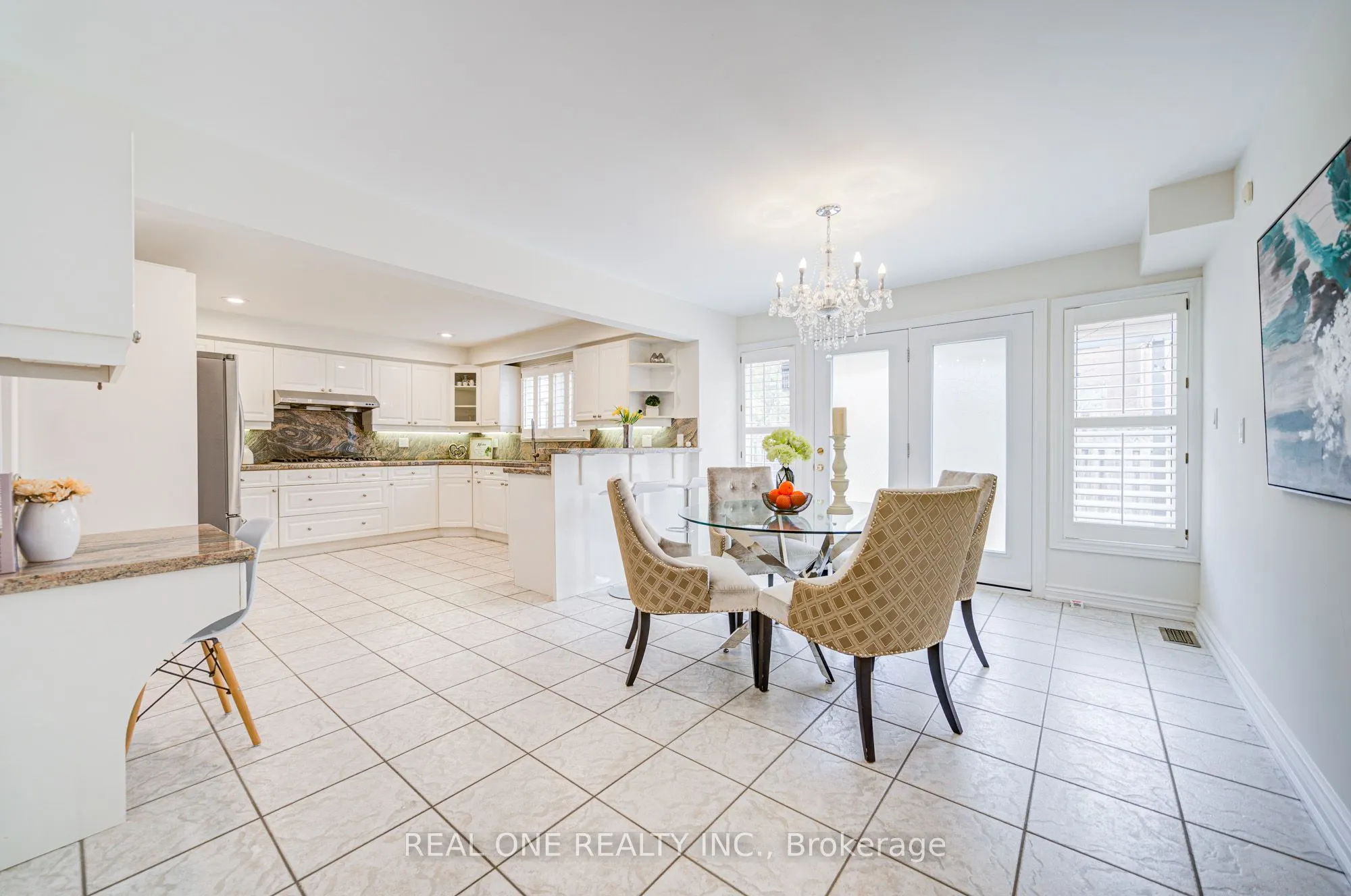 27 Binscarth Crescent