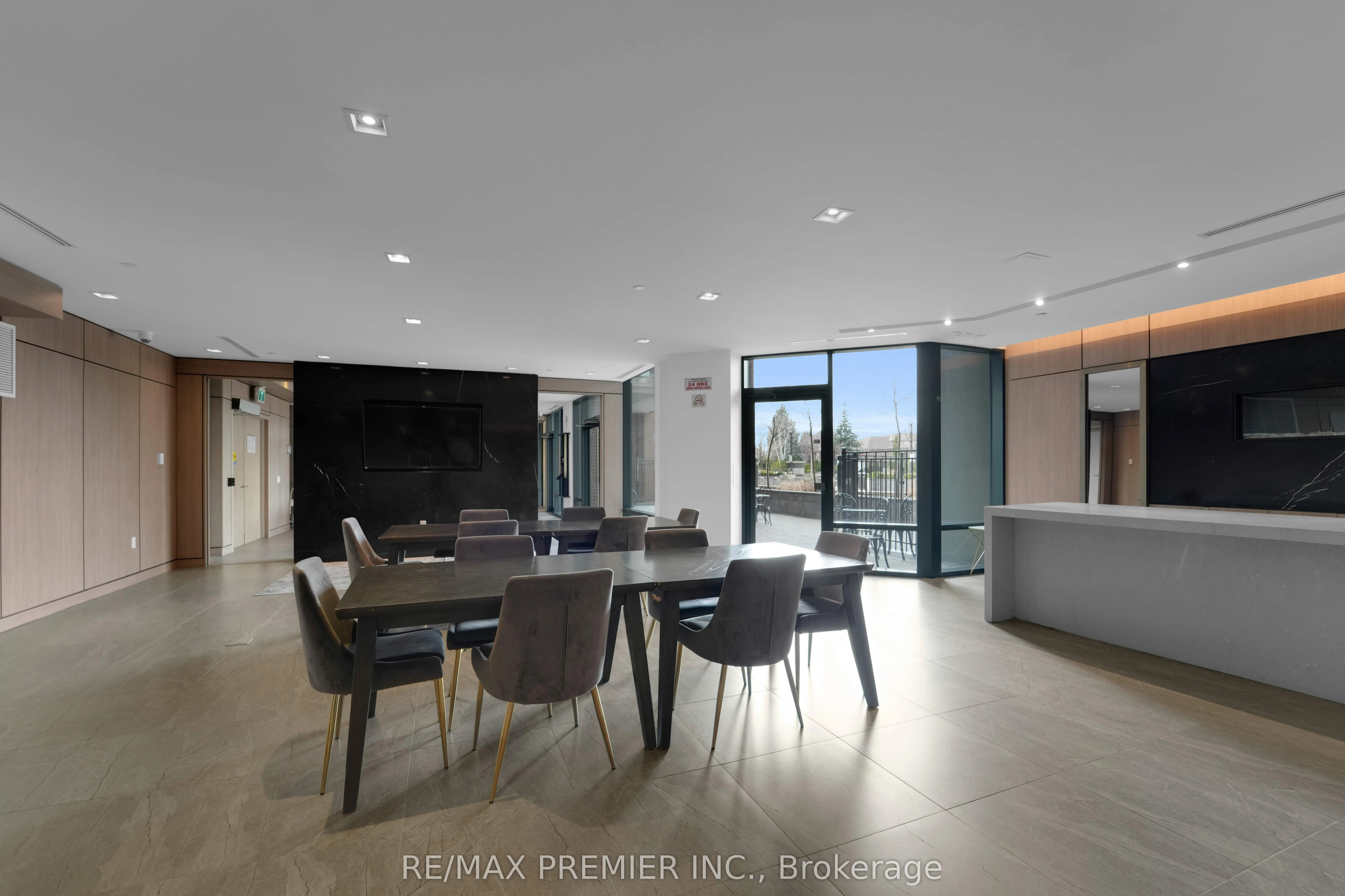 4800 Highway 7, #426