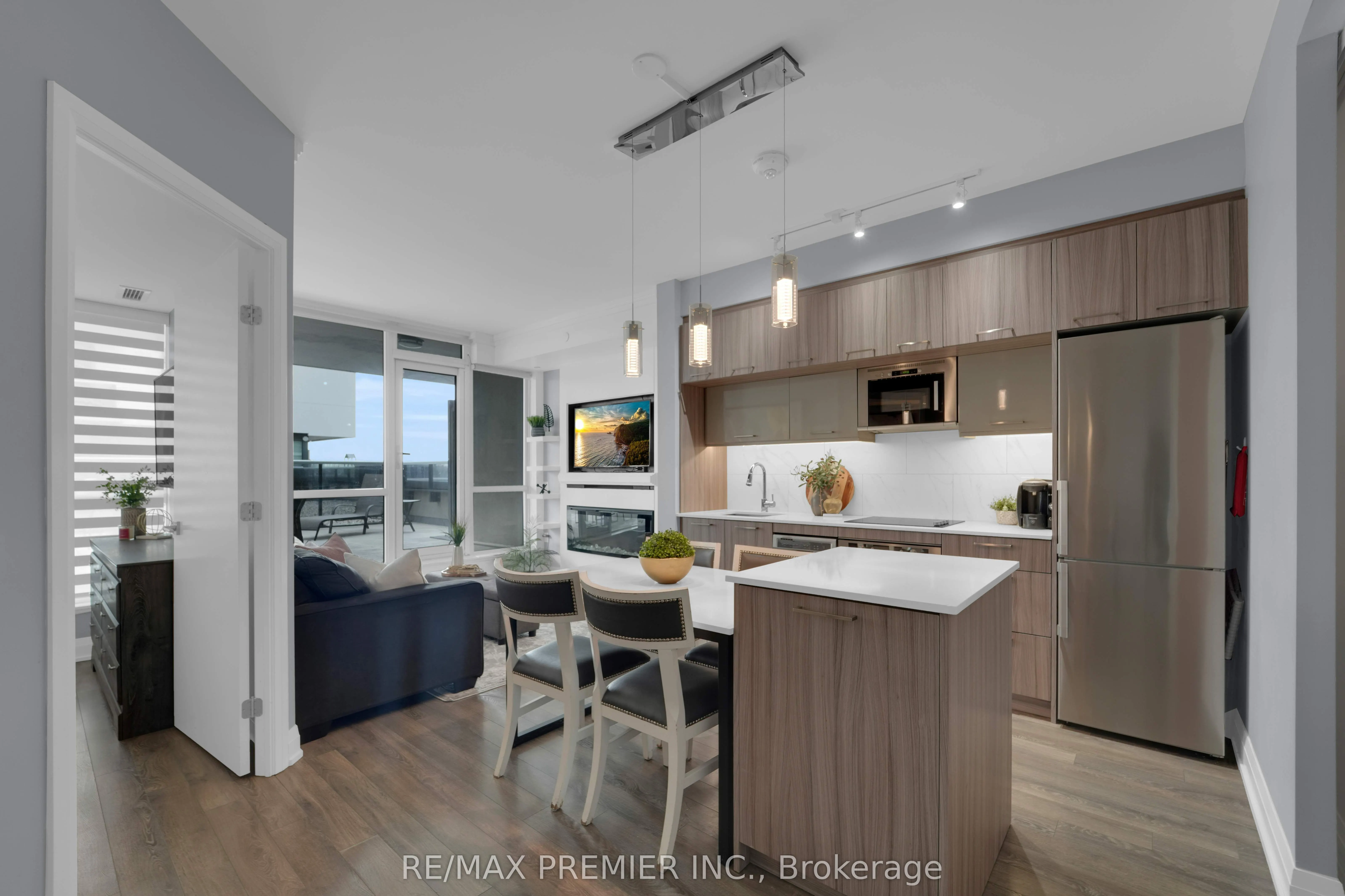 4800 Highway 7, #426