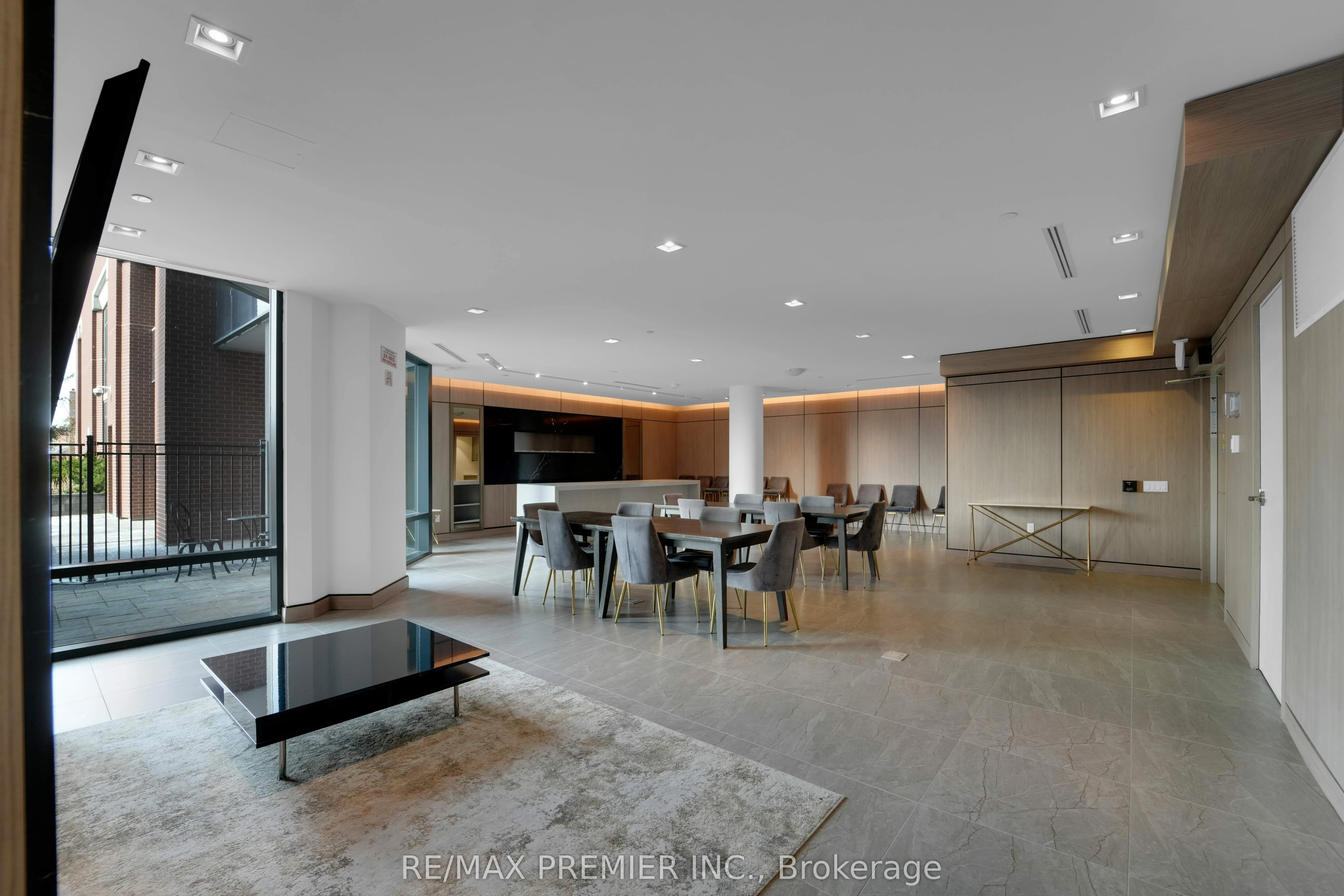4800 Highway 7, #426